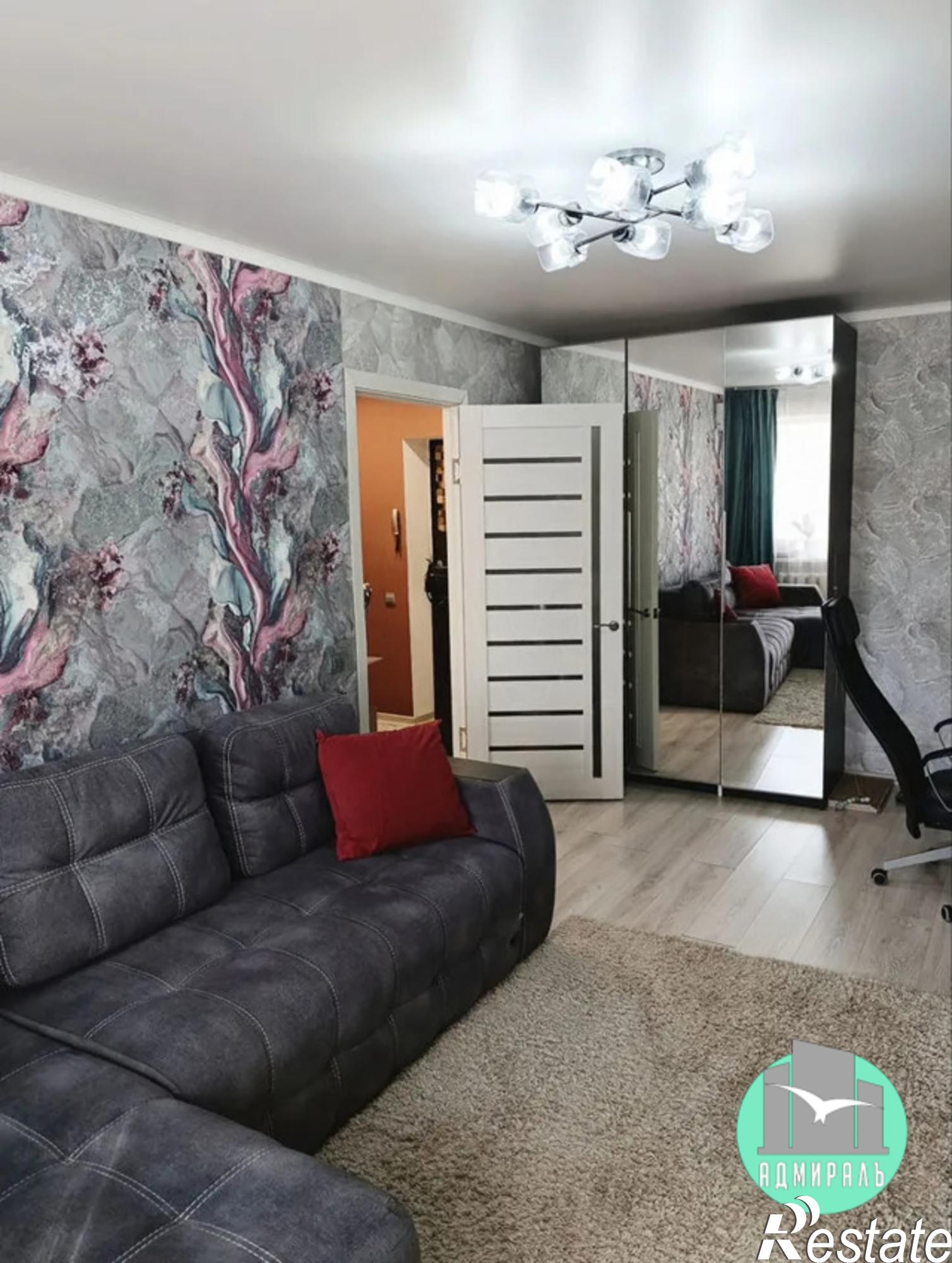 Продажа 1-комн квартиры муниципальное образование Новороссийск,Ленина проспект,45