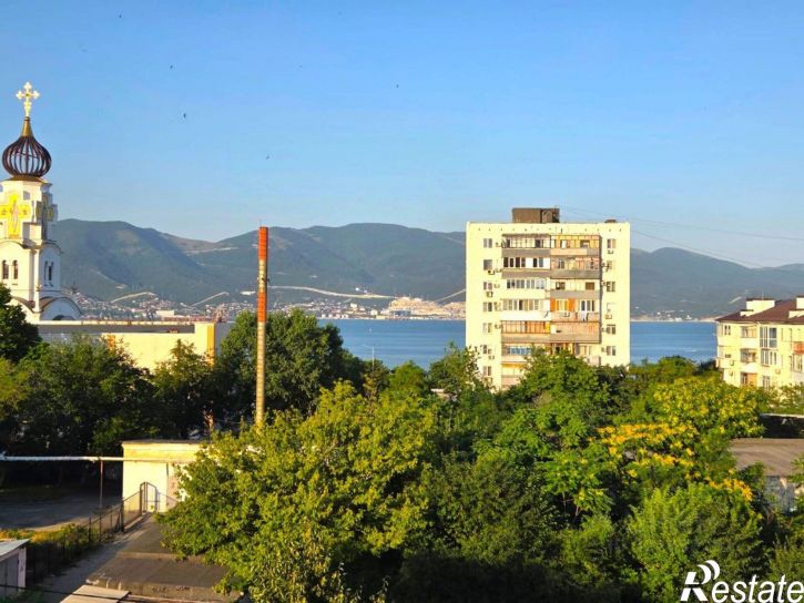 3-комн квартира Суворовская улица, 19,  д. 19