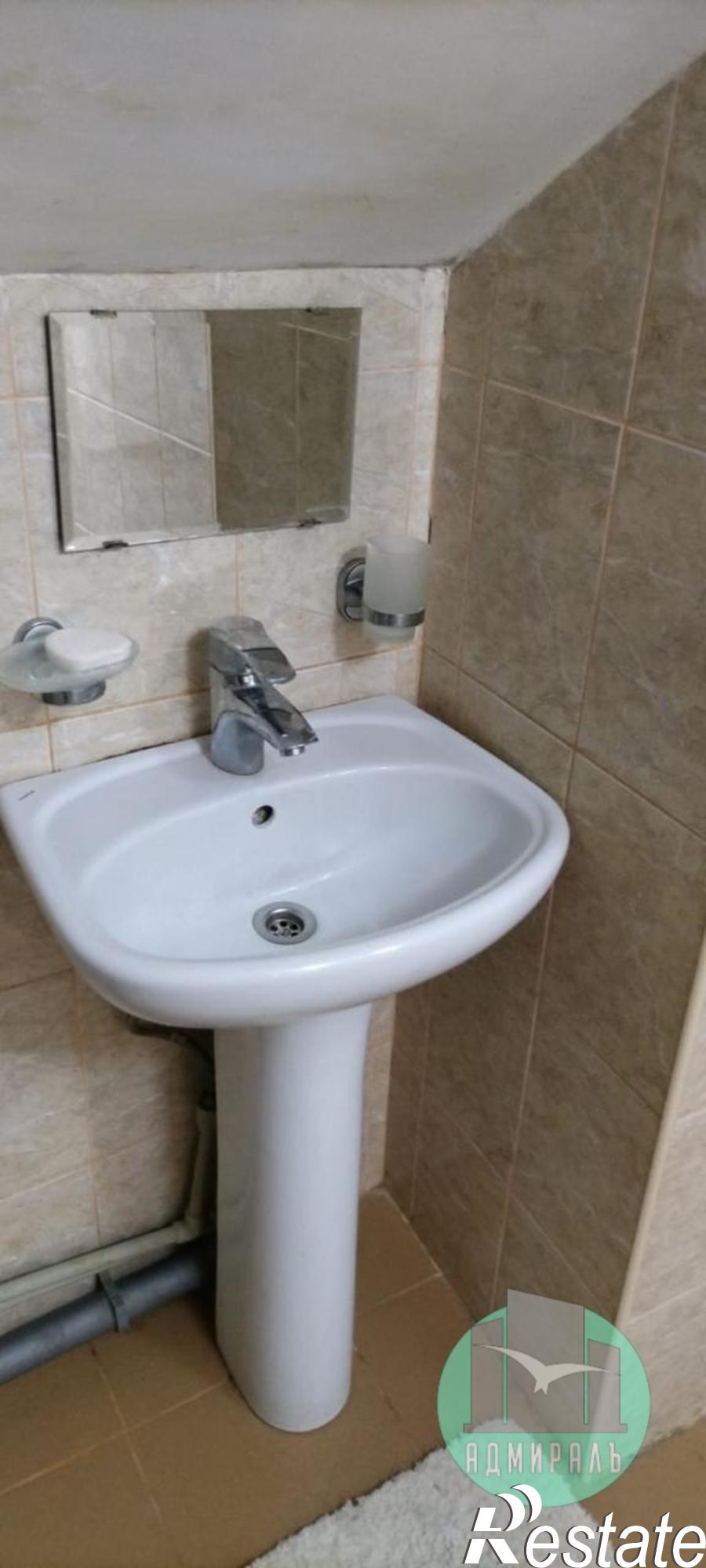 Продажа 1-комн квартиры муниципальное образование Новороссийск,Южная улица,196