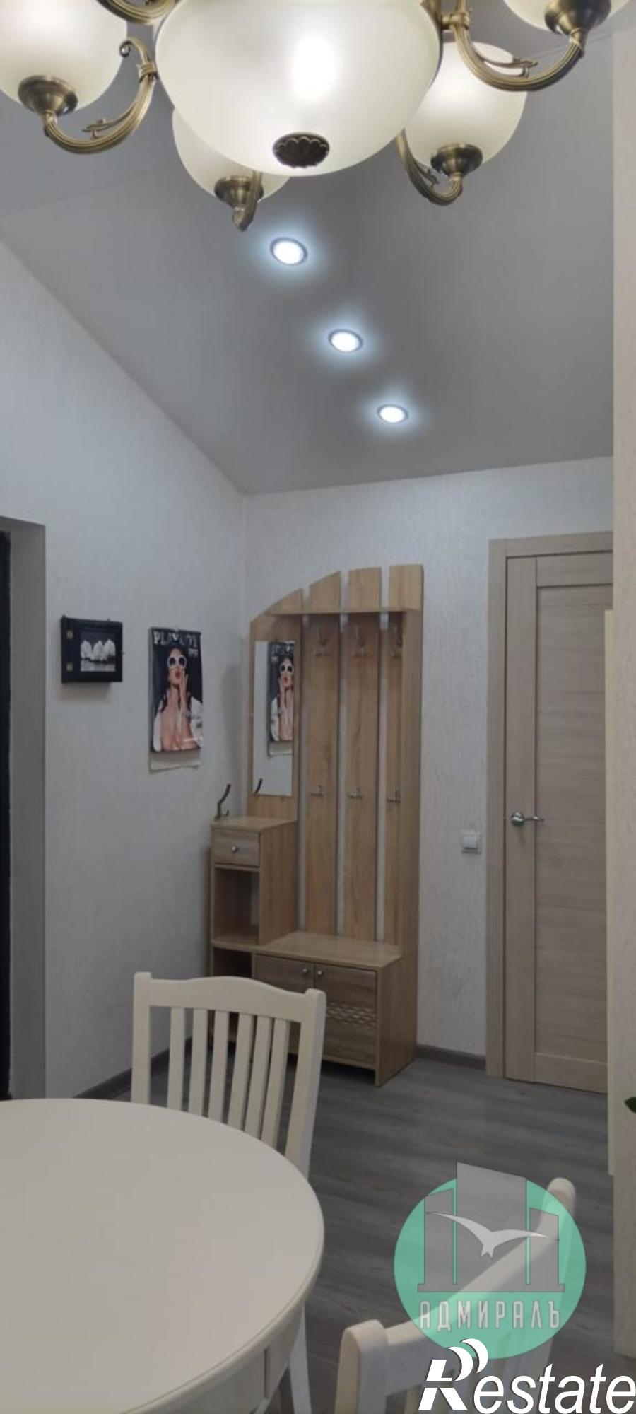 Продажа 1-комн квартиры муниципальное образование Новороссийск,Южная улица,196