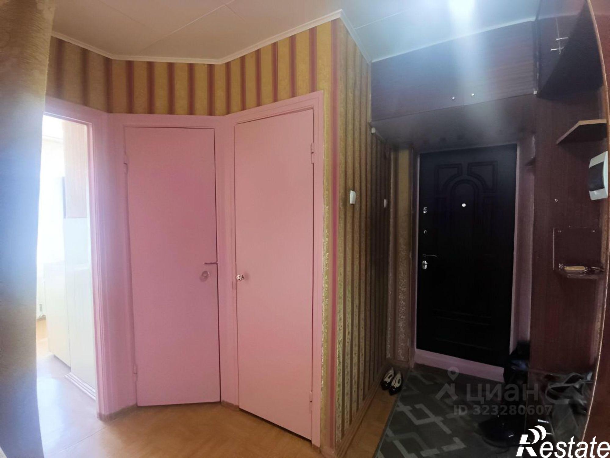 Купить квартиру за 6 300 000 рублей на Суворовская улица, 39/49