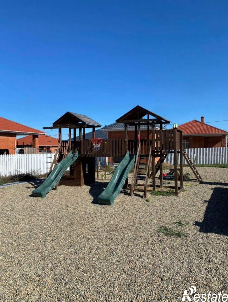 Коттедж/дом ул Имени Героя СССР Василия Брыня, 182,  д. 182