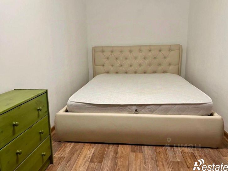 2-комн квартира улица Толстого, 11,  д. 11