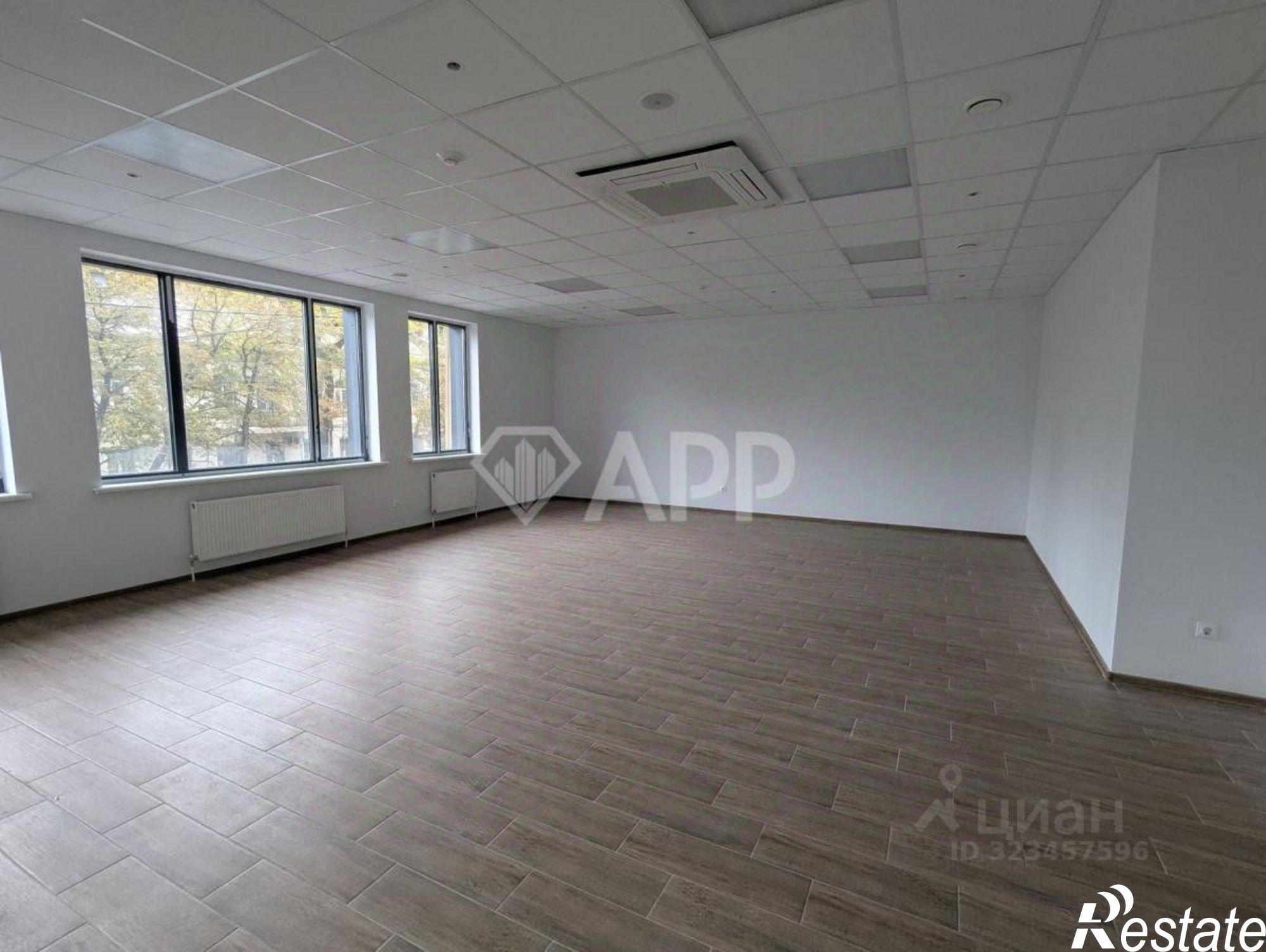 Сдать ОСЗ, отдельно стоящее здание за 887 400 рублей на улица Губернского, 25