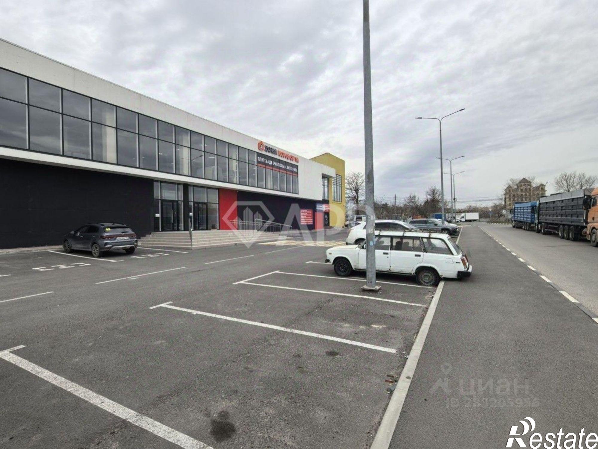 Сдать торговое помещение за 500 000 рублей на улица Ленина, 7