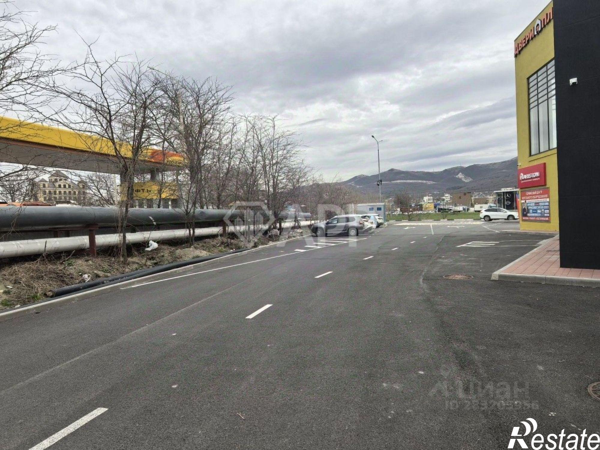 Сдать торговое помещение за 500 000 рублей на улица Ленина, 7