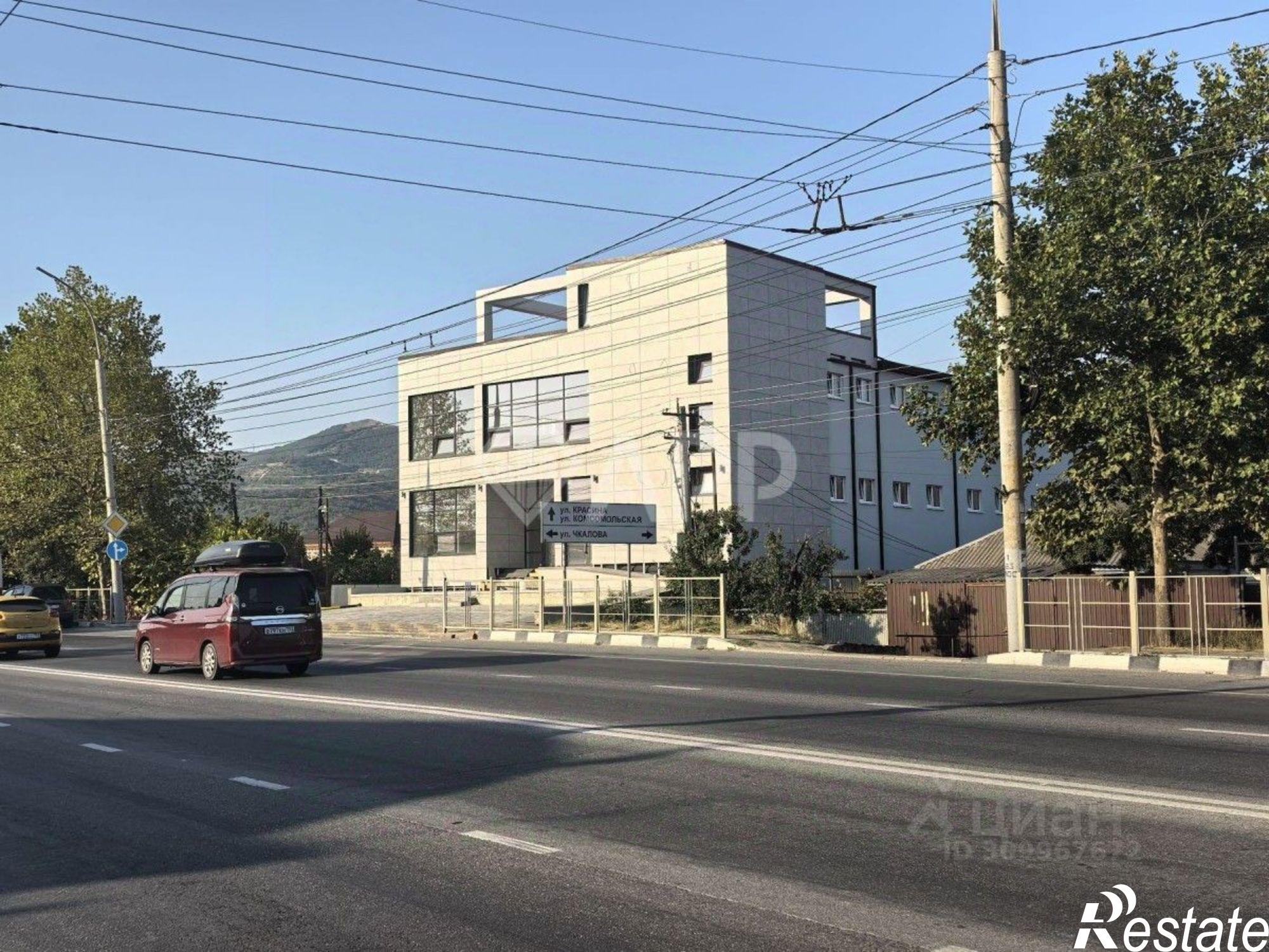 Сдать ОСЗ, отдельно стоящее здание за 1 200 000 рублей на улица Чкалова, 8