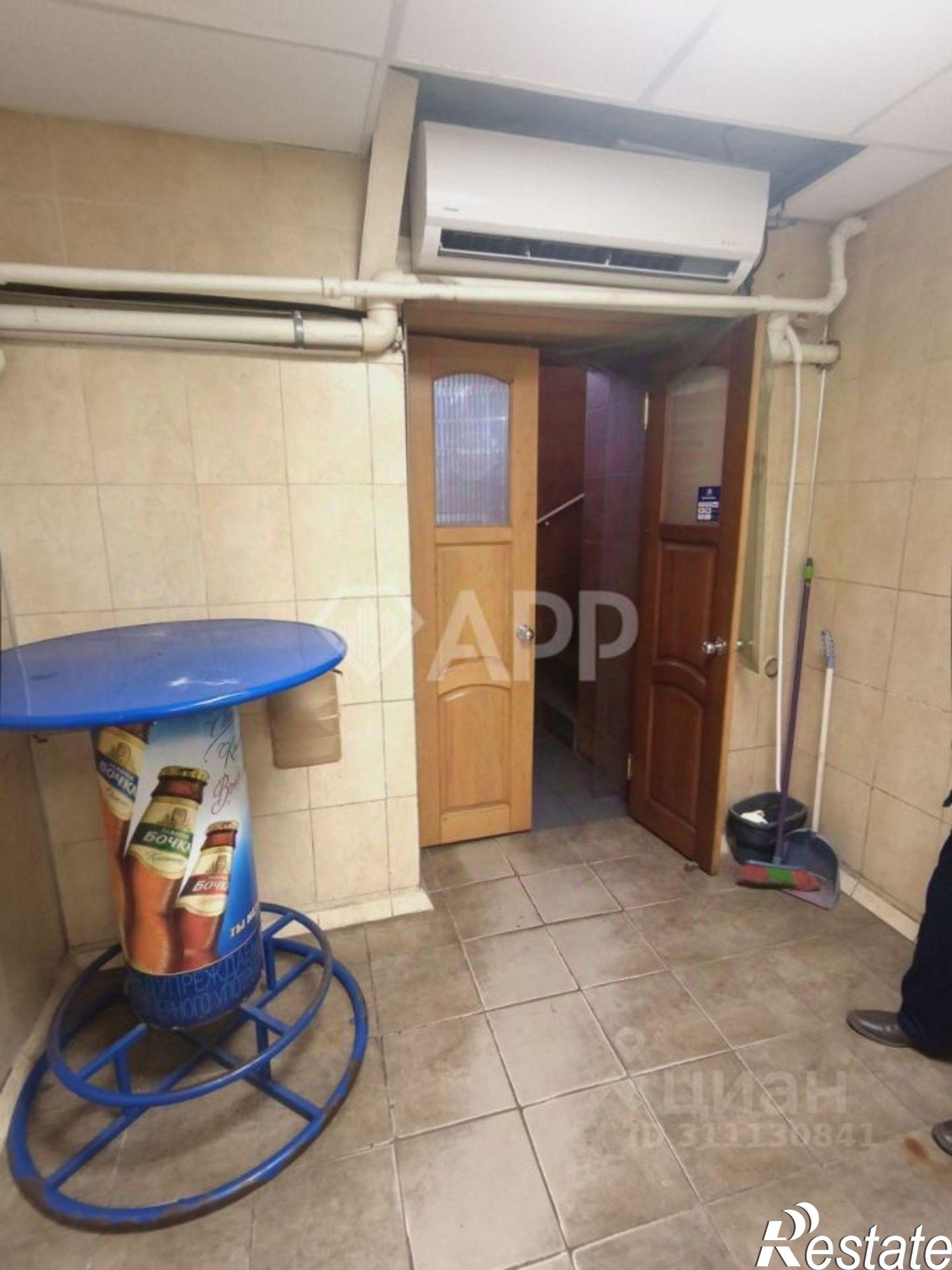 Купить торговое помещение за 6 700 050 рублей на улица Рубина