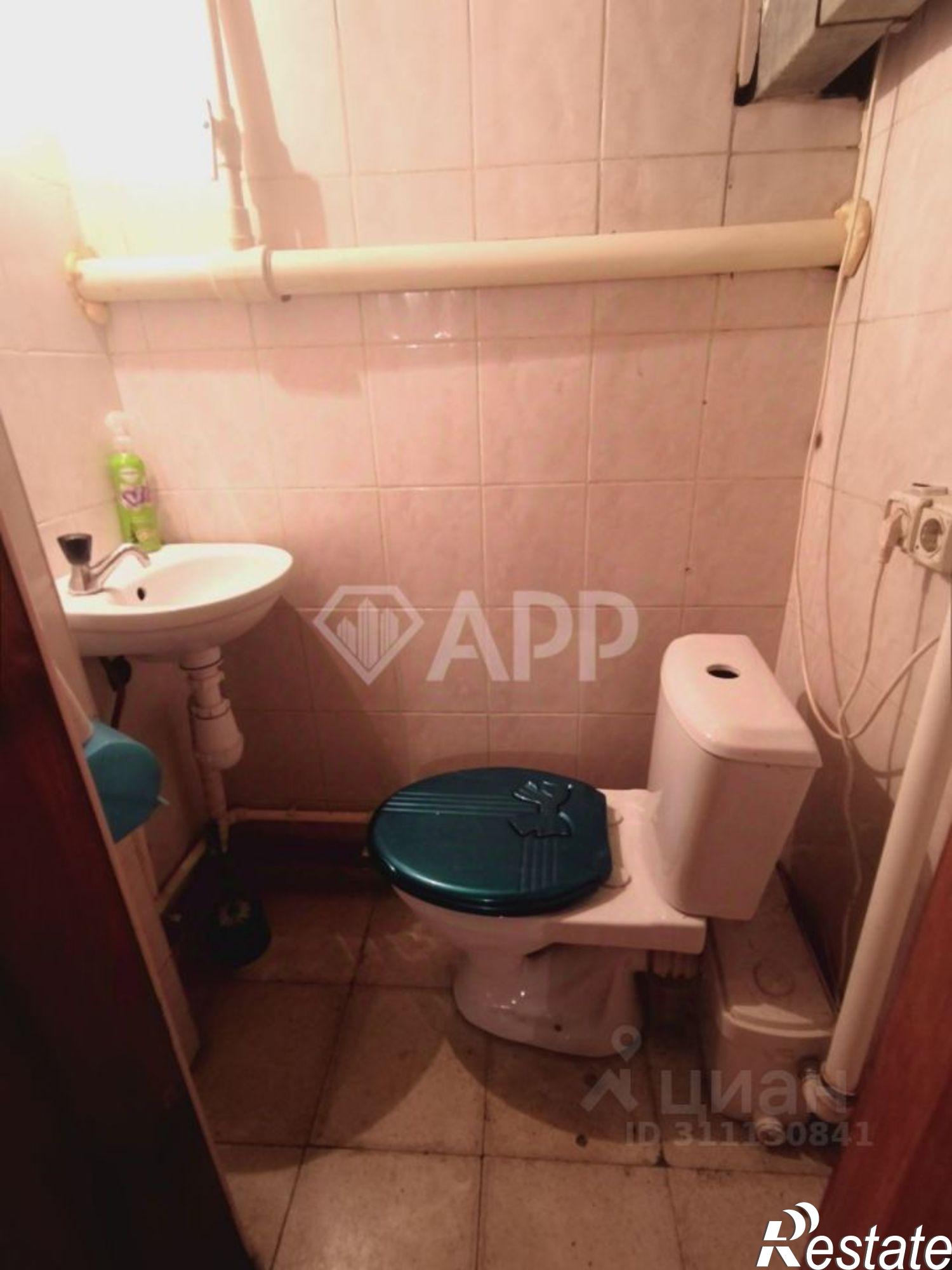 Купить торговое помещение за 6 700 050 рублей на улица Рубина