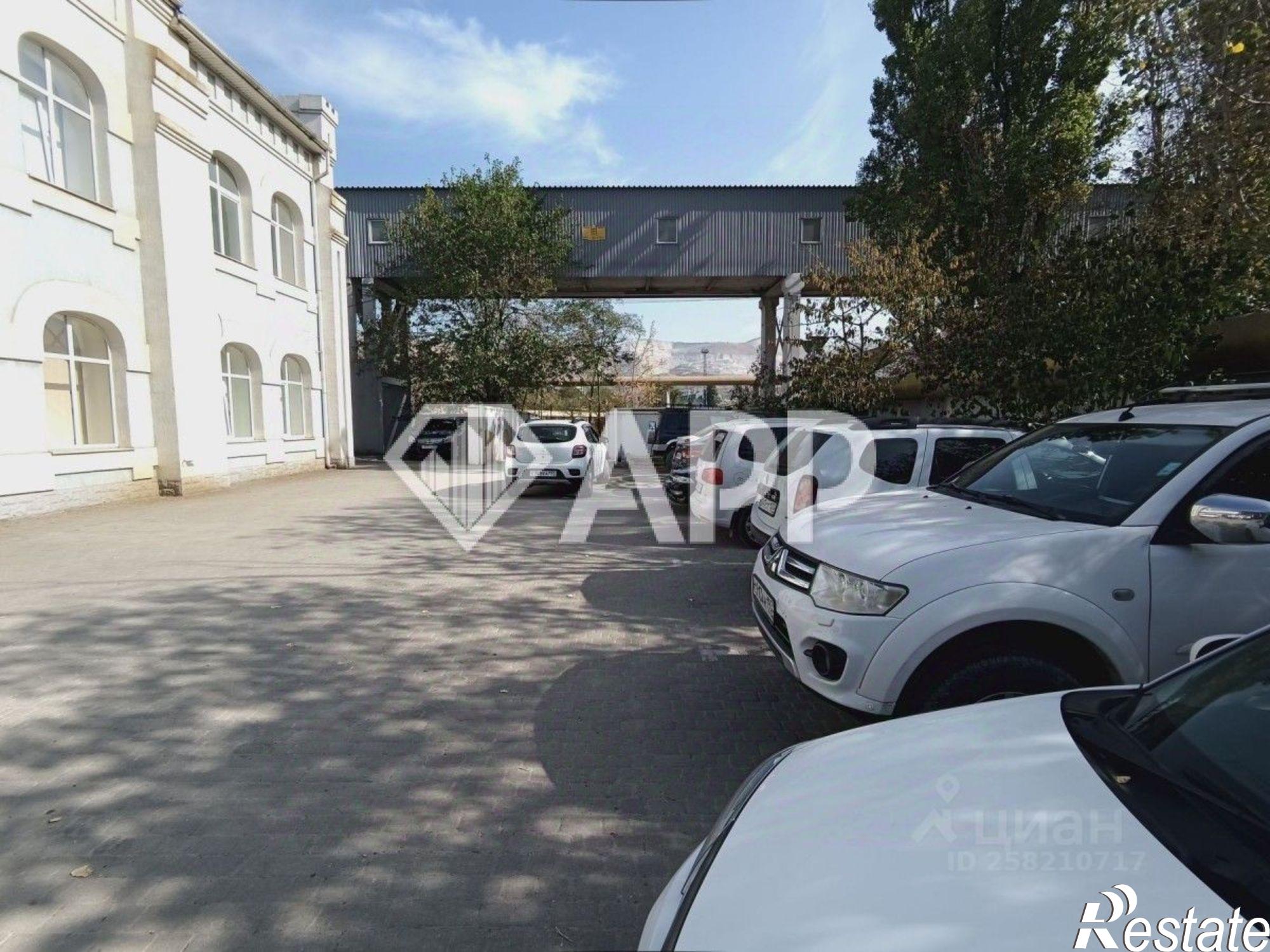 Купить ОСЗ, отдельно стоящее здание за 50 000 200 рублей на ул Портовая, 10А