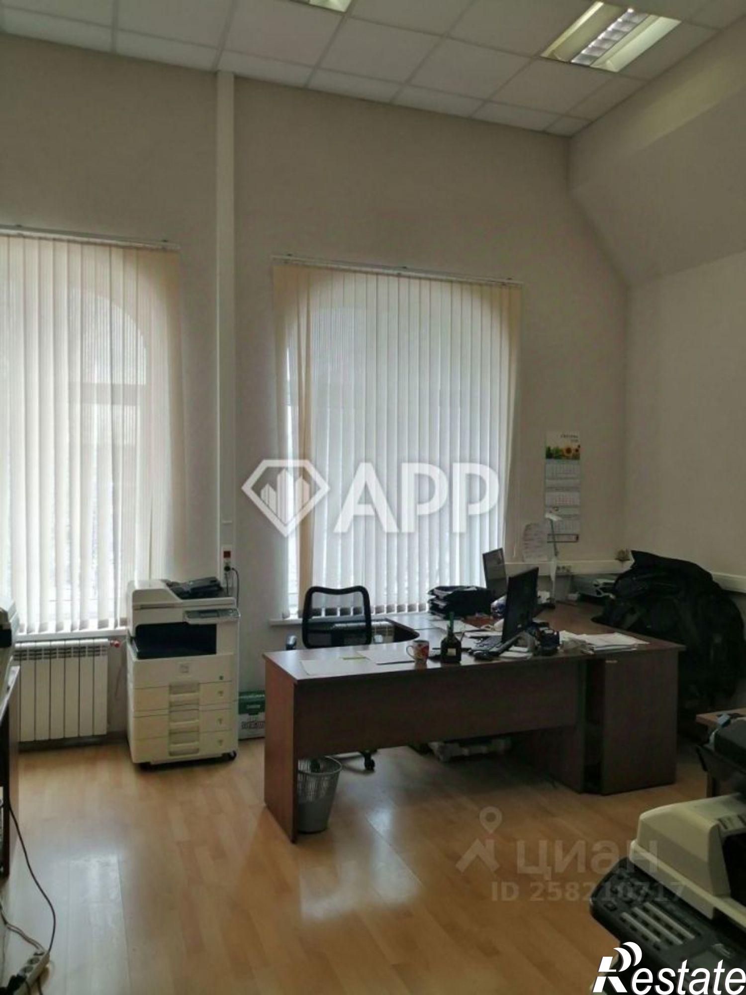 Купить ОСЗ, отдельно стоящее здание за 50 000 200 рублей на ул Портовая, 10А