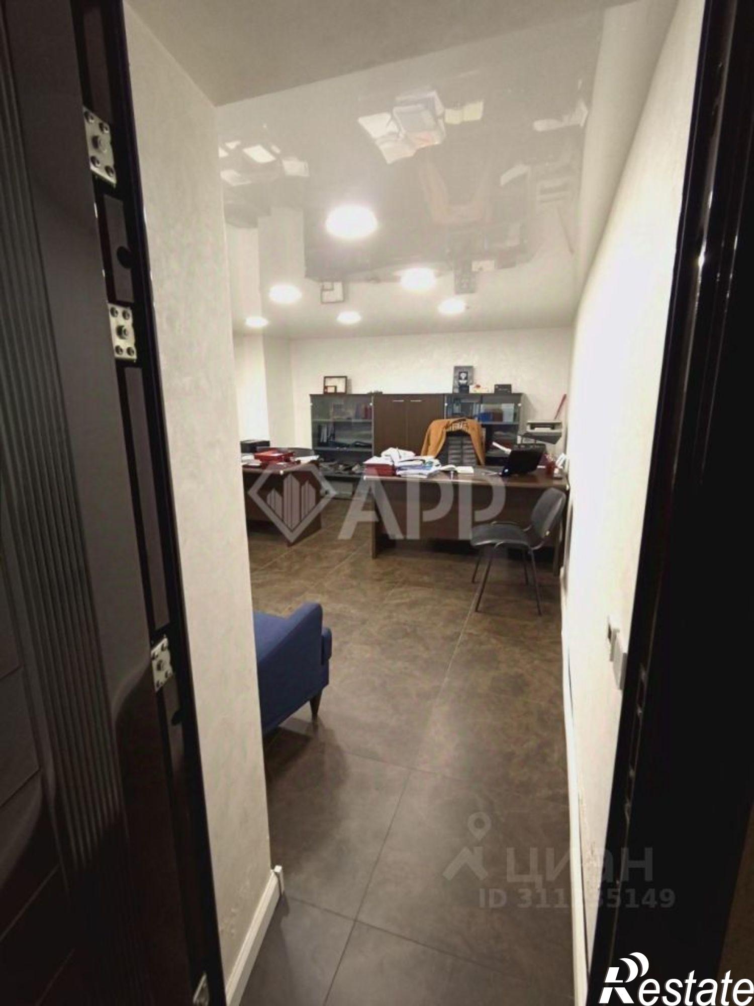 Купить офис, помещение под офис за 3 200 010 рублей на проспект Дзержинского, 183