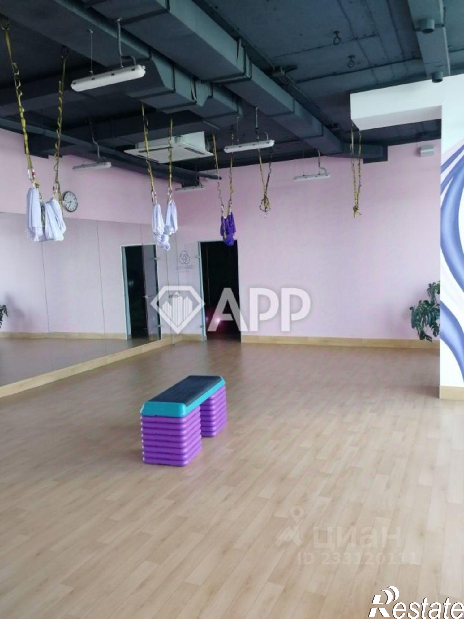 Купить торговое помещение за 120 000 000 рублей на улица Видова, 210