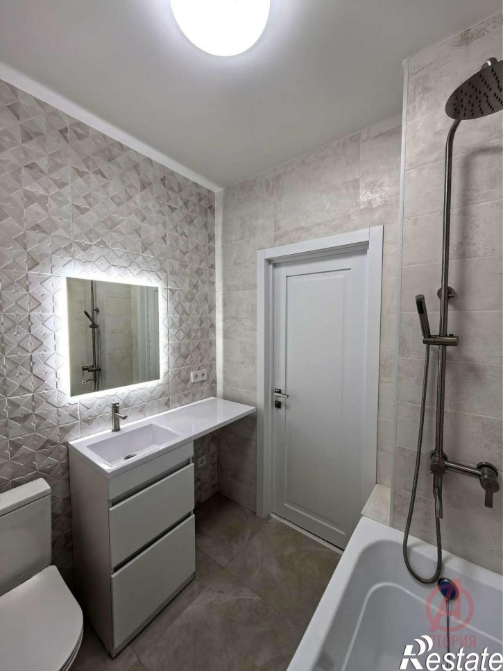 2-комн квартира Котанова улица, 4