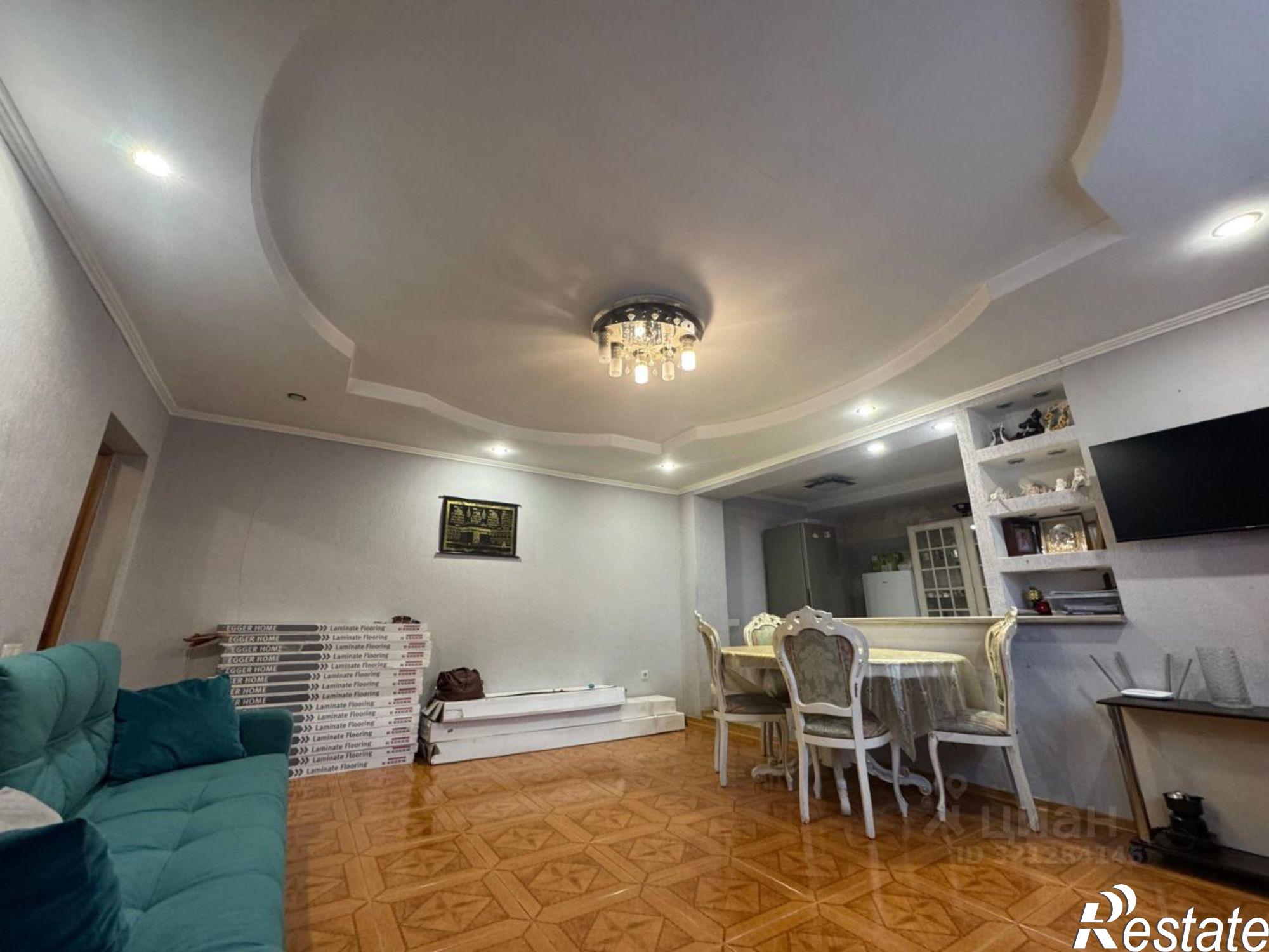 Сдать дачу, дом, коттедж за 67 000 рублей на Дачный пер, 13