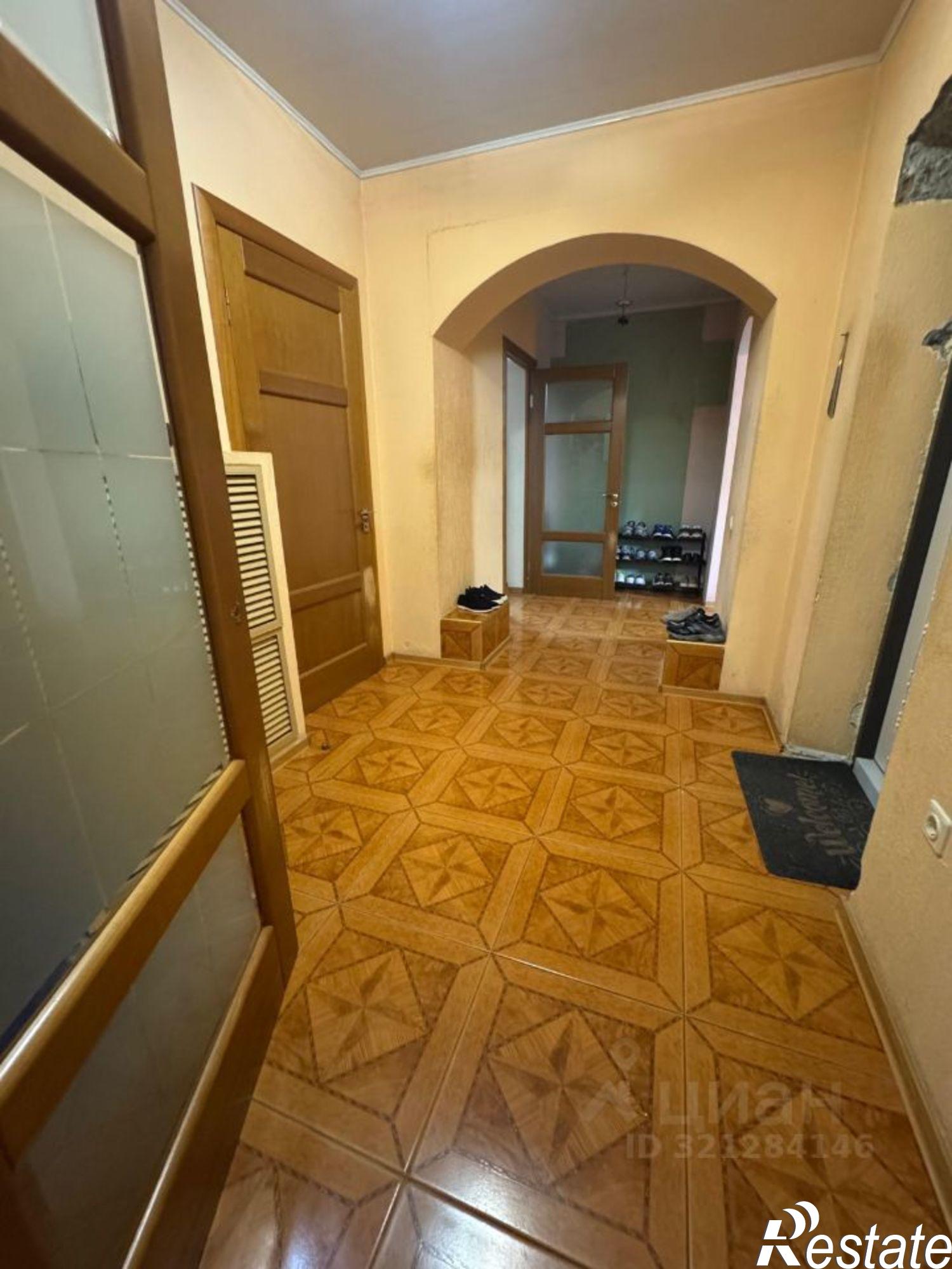 Сдать дачу, дом, коттедж за 67 000 рублей на Дачный пер, 13