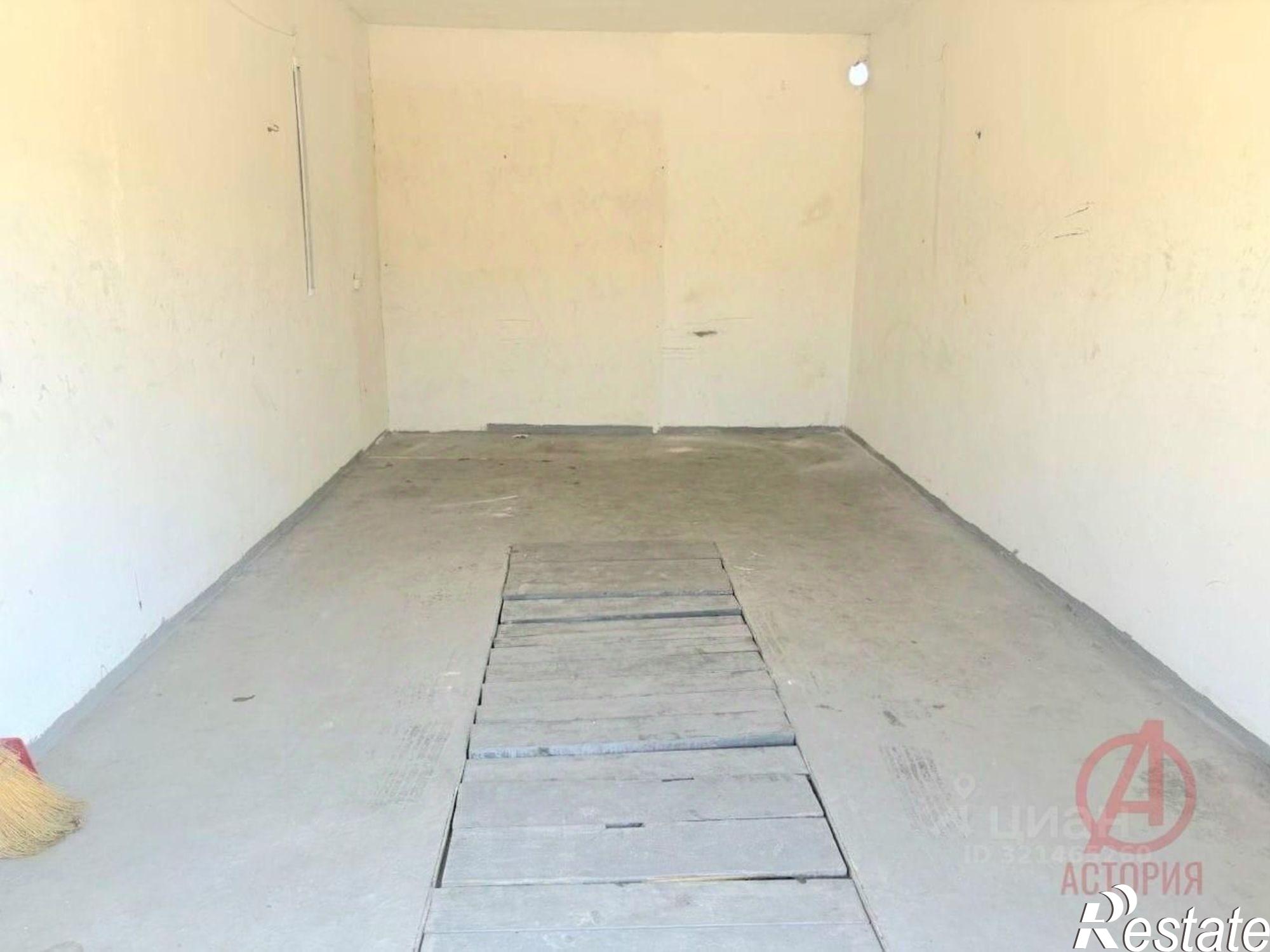 Купить гараж, место в паркинге за 1 400 000 рублей на Стартовая улица, 2