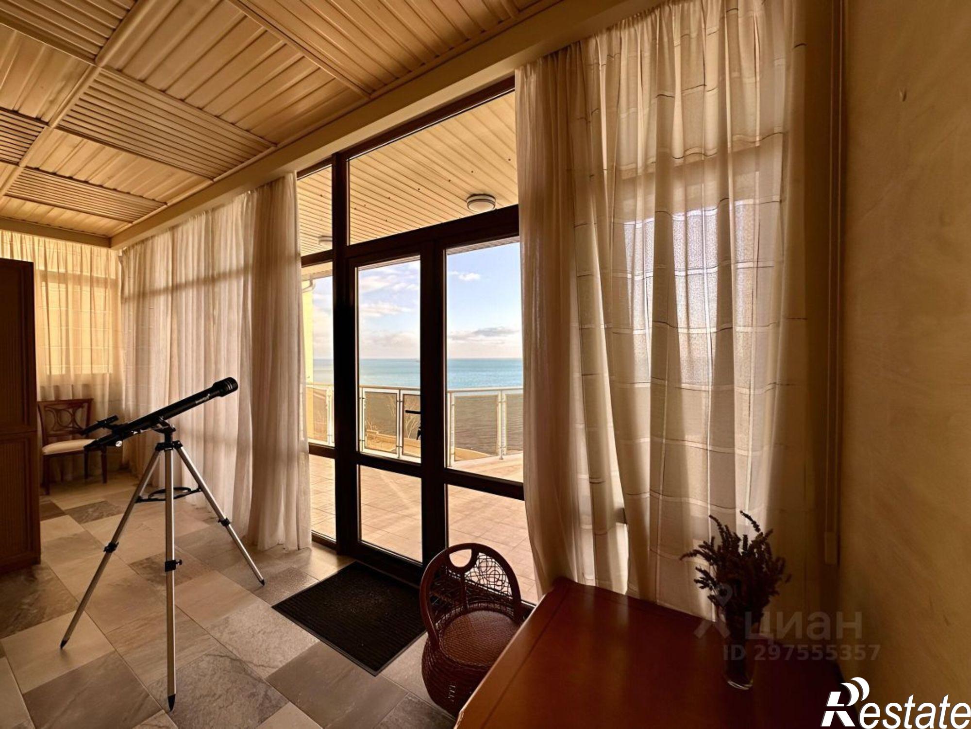 Купить дачу, дом, коттедж за 100 000 000 рублей