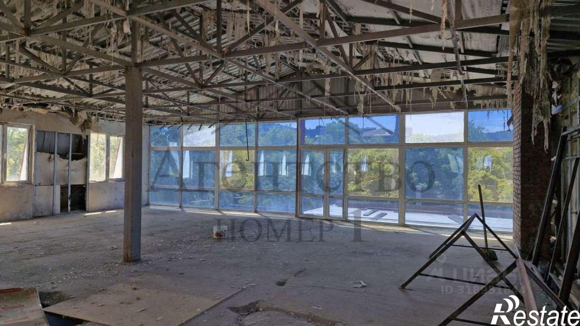 Купить ОСЗ, отдельно стоящее здание за 136 748 рублей на Кутузовская улица, 1