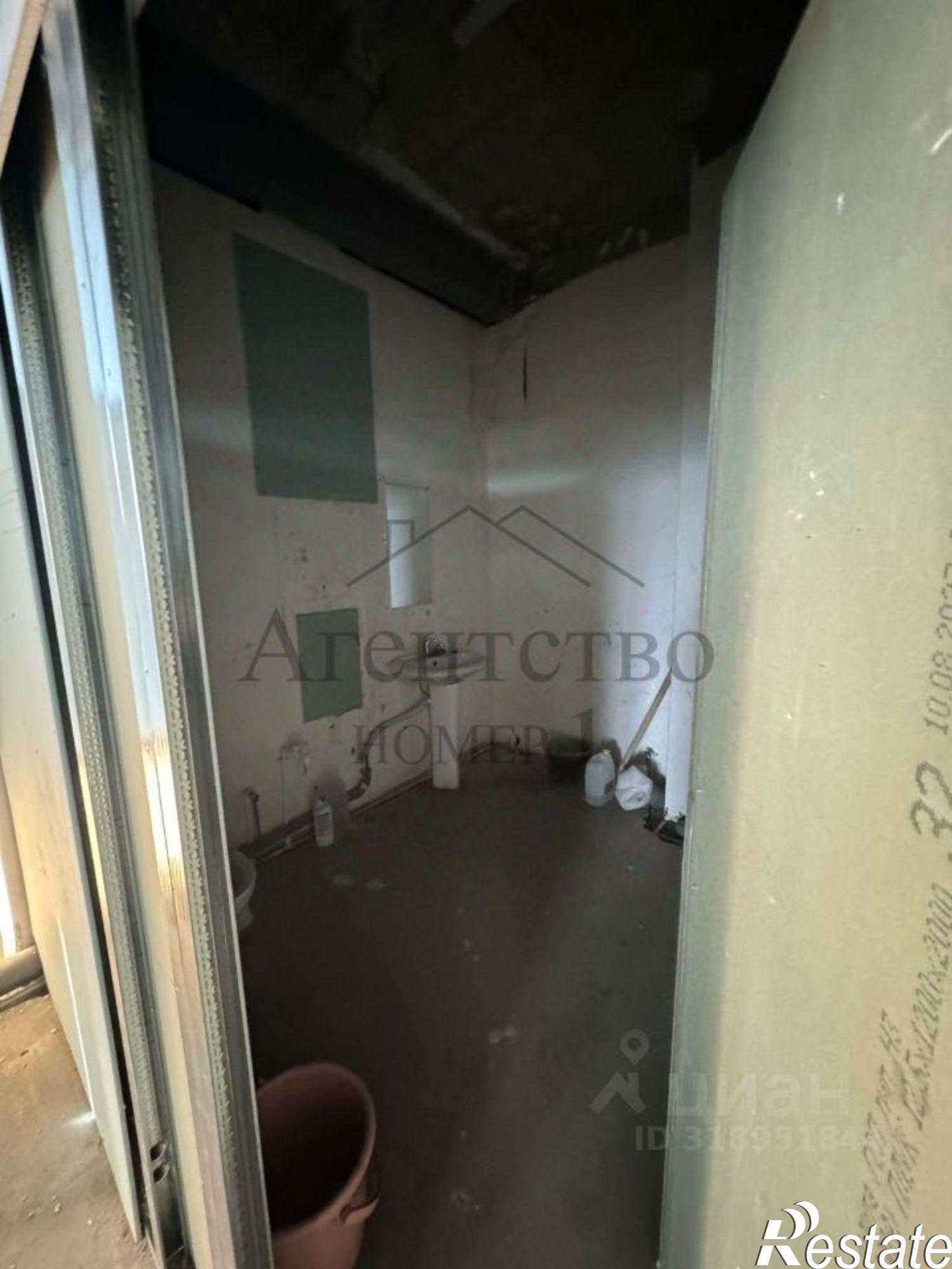 Купить ОСЗ, отдельно стоящее здание за 136 748 рублей на Кутузовская улица, 1