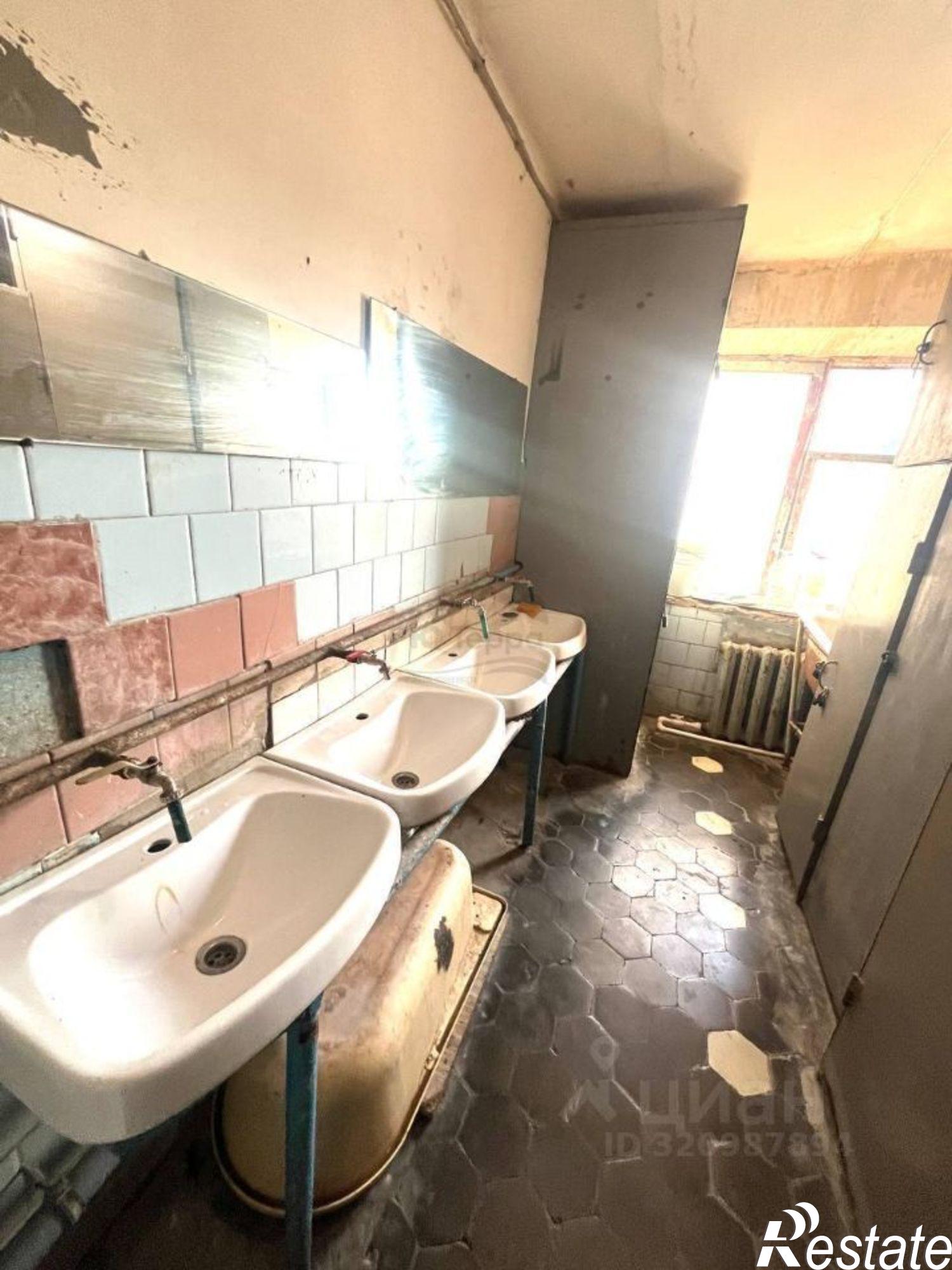 Купить комнату за 1 600 000 рублей на ул Леженина, 90