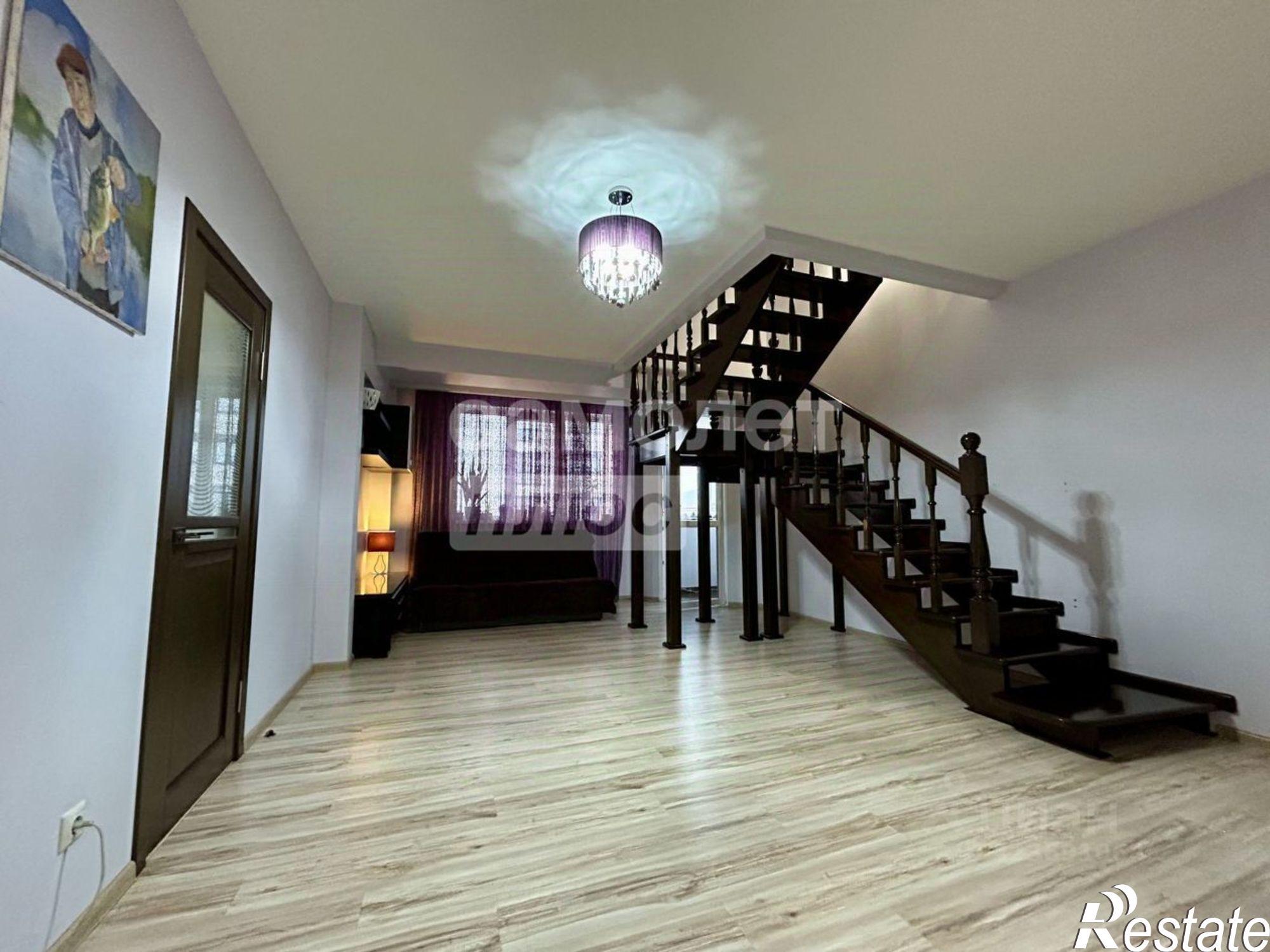 Купить квартиру за 37 000 000 рублей на улица Лейтенанта Шмидта, 21