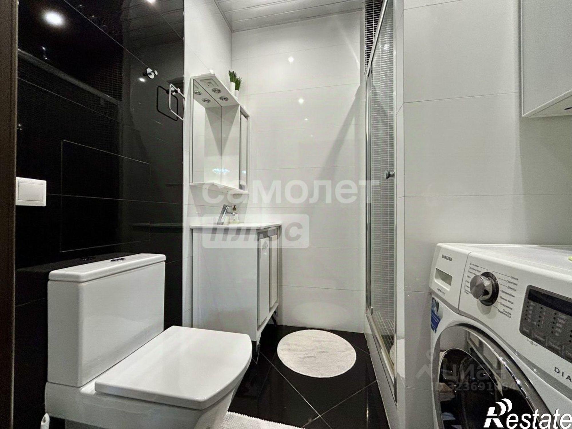 Купить квартиру за 37 000 000 рублей на улица Лейтенанта Шмидта, 21