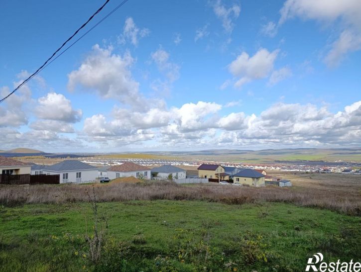 Земельный участок