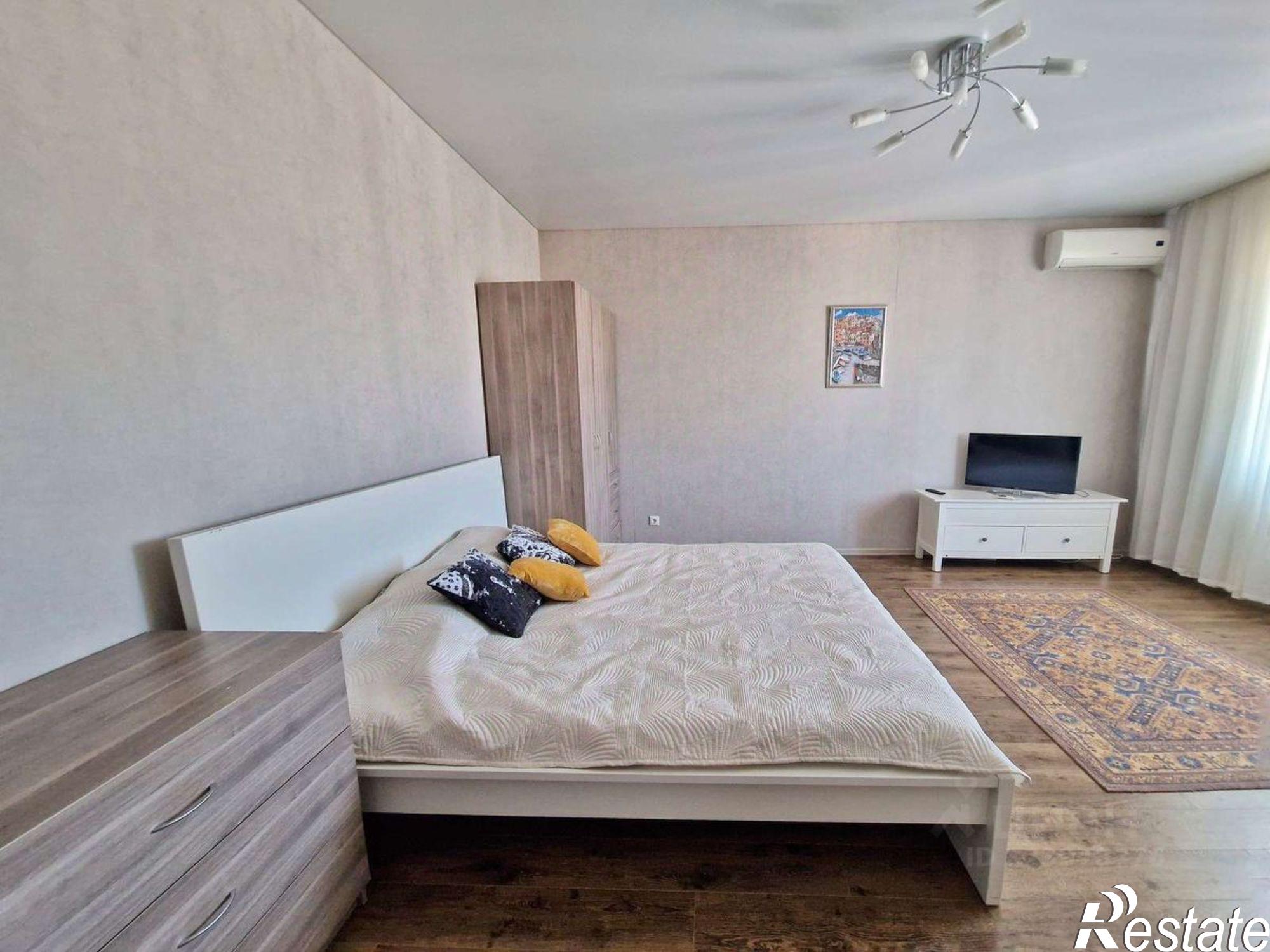 Купить квартиру за 8 300 000 рублей на ул Пионерская, 23А 2