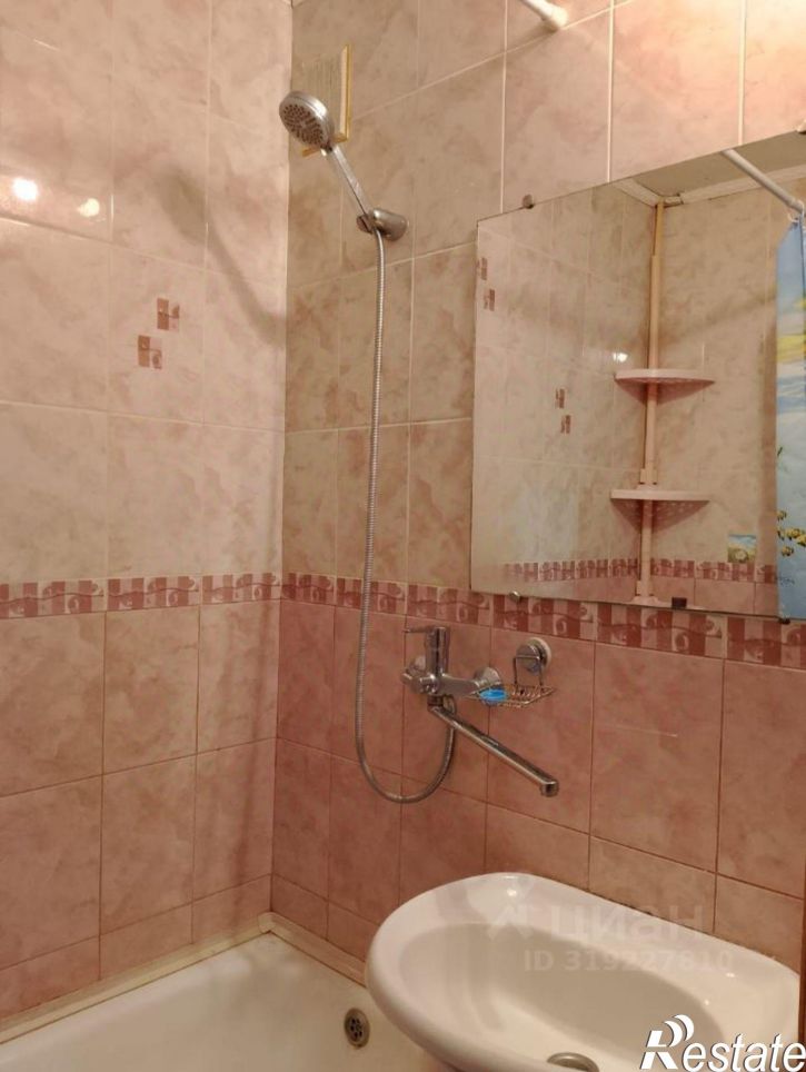 2-комн квартира улица Видова, 163А,  д. 163А