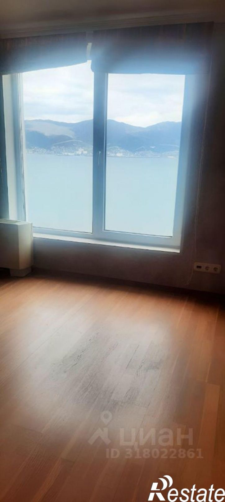 3-комн квартира набережная Адмирала Серебрякова, 61А,  д. 61А