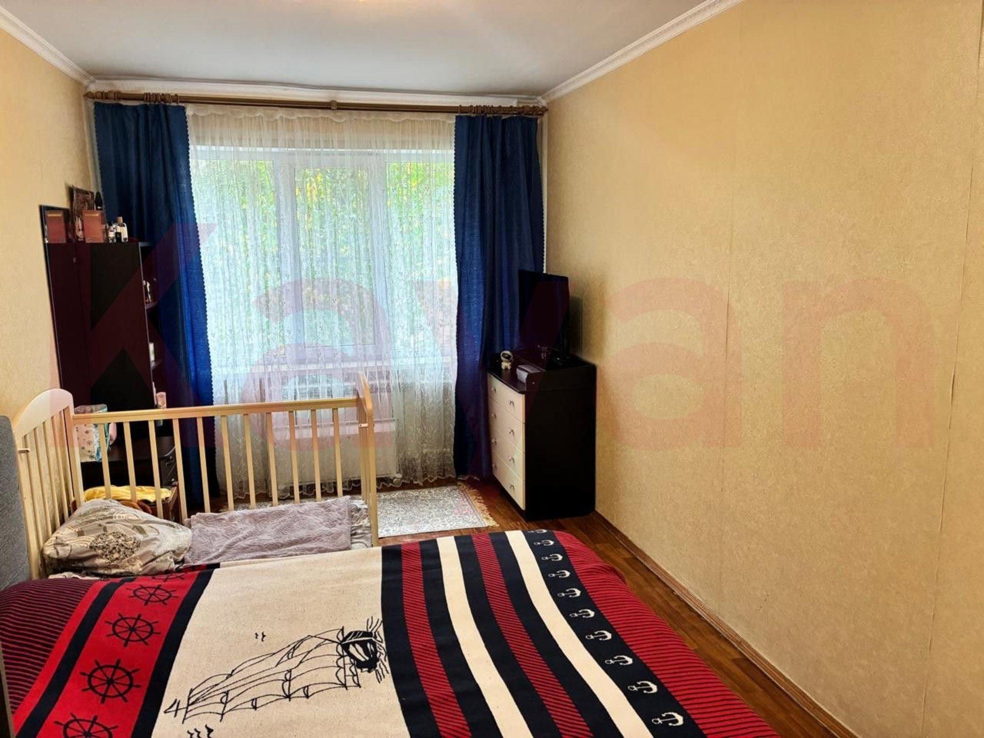 Купить квартиру за 5 750 000 рублей на Карамзина ул.