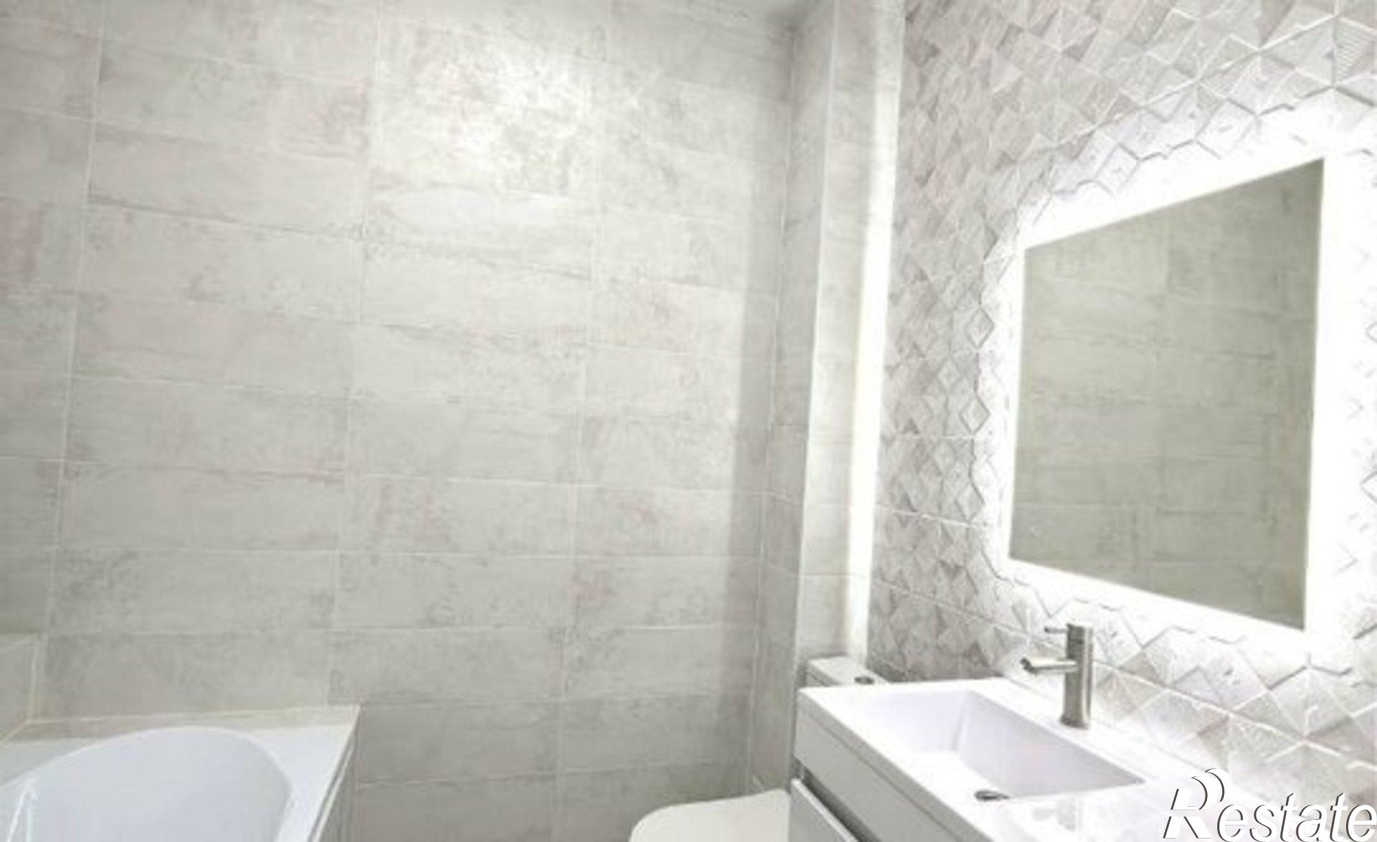 Купить квартиру за 10 990 000 рублей на улица Котанова, 4