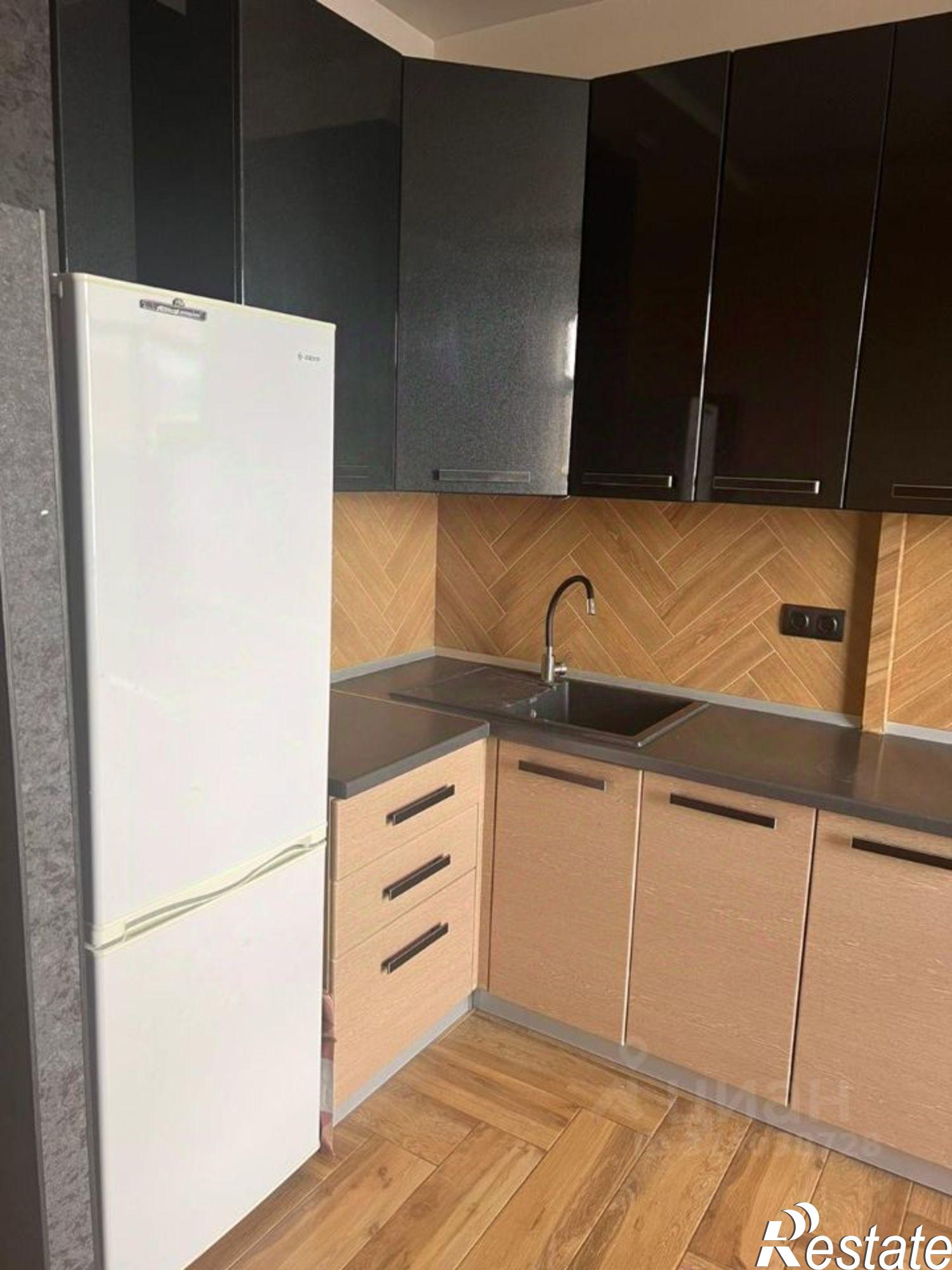 Сдать квартиру за 30 000 рублей на Суворовская улица, 71