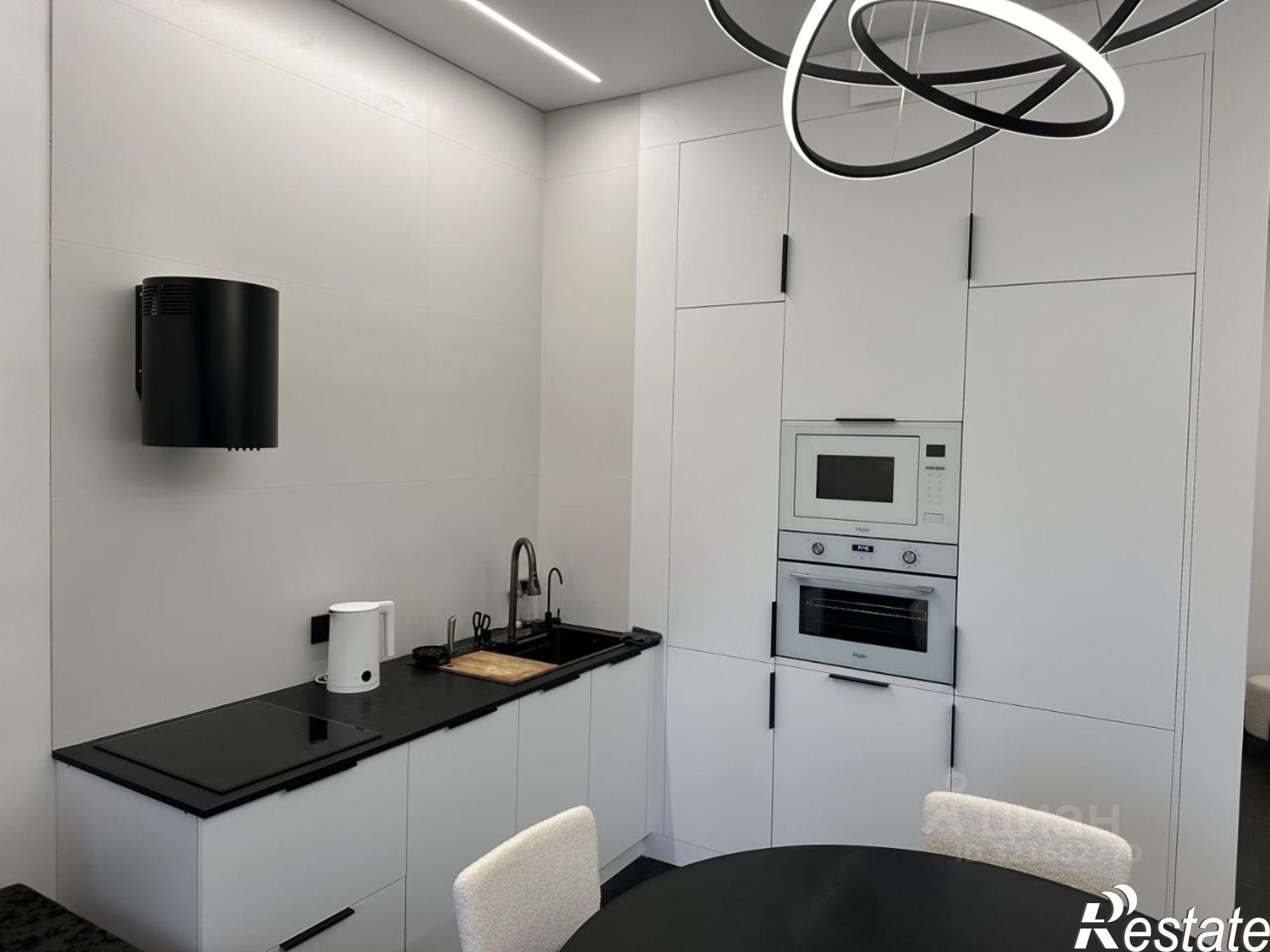 Купить квартиру за 14 000 000 рублей на ул Энгельса, 60