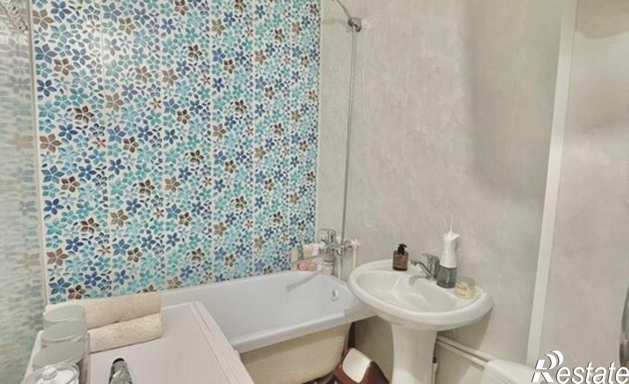 Купить квартиру за 6 000 000 рублей на Староцемесский пер, 18