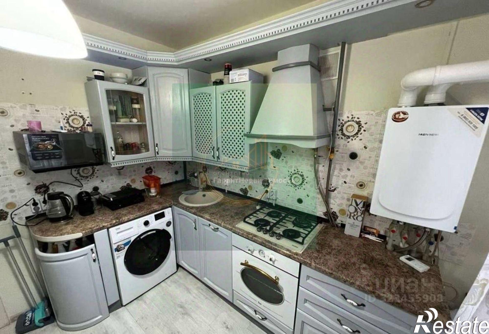 Купить квартиру за 4 200 000 рублей на Новороссийск г, Цемдолина тер.