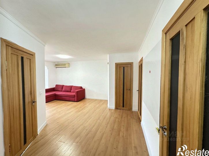 3-комн квартира улица Глухова, 14,  д. 14