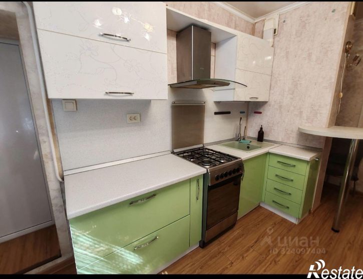 3-комн квартира Молодёжная улица, 4,  д. 4