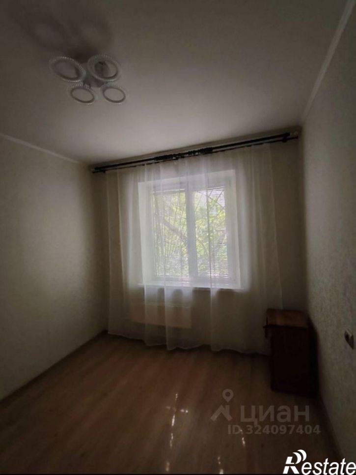 3-комн квартира Молодёжная улица, 4,  д. 4