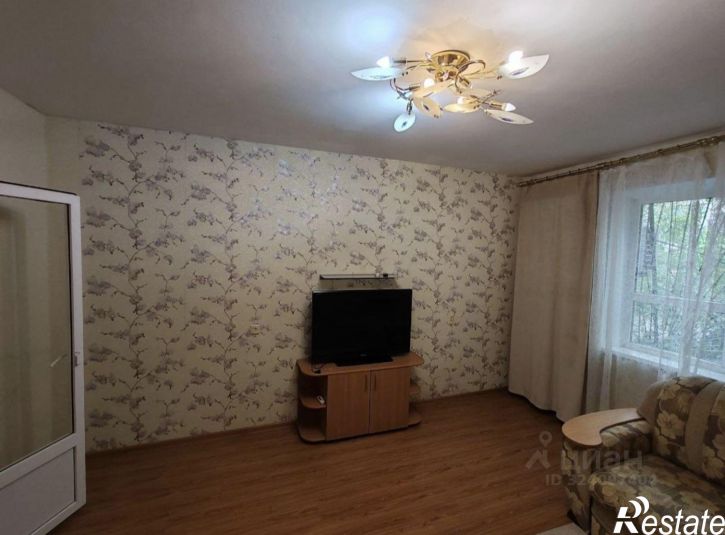 3-комн квартира Молодёжная улица, 4,  д. 4