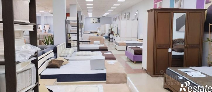 Торговое помещение ул Исаева, 4,  д. 4