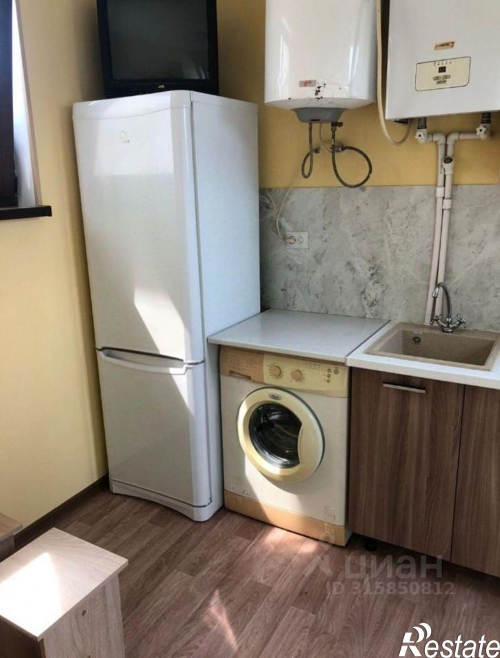 2-комн квартира Батарейная улица, 36,  д. 36