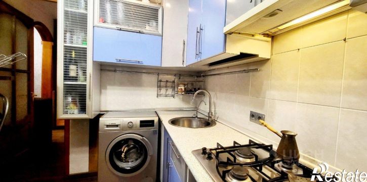 2-комн квартира наб Имени Адмирала Серебрякова, 69,  д. 69