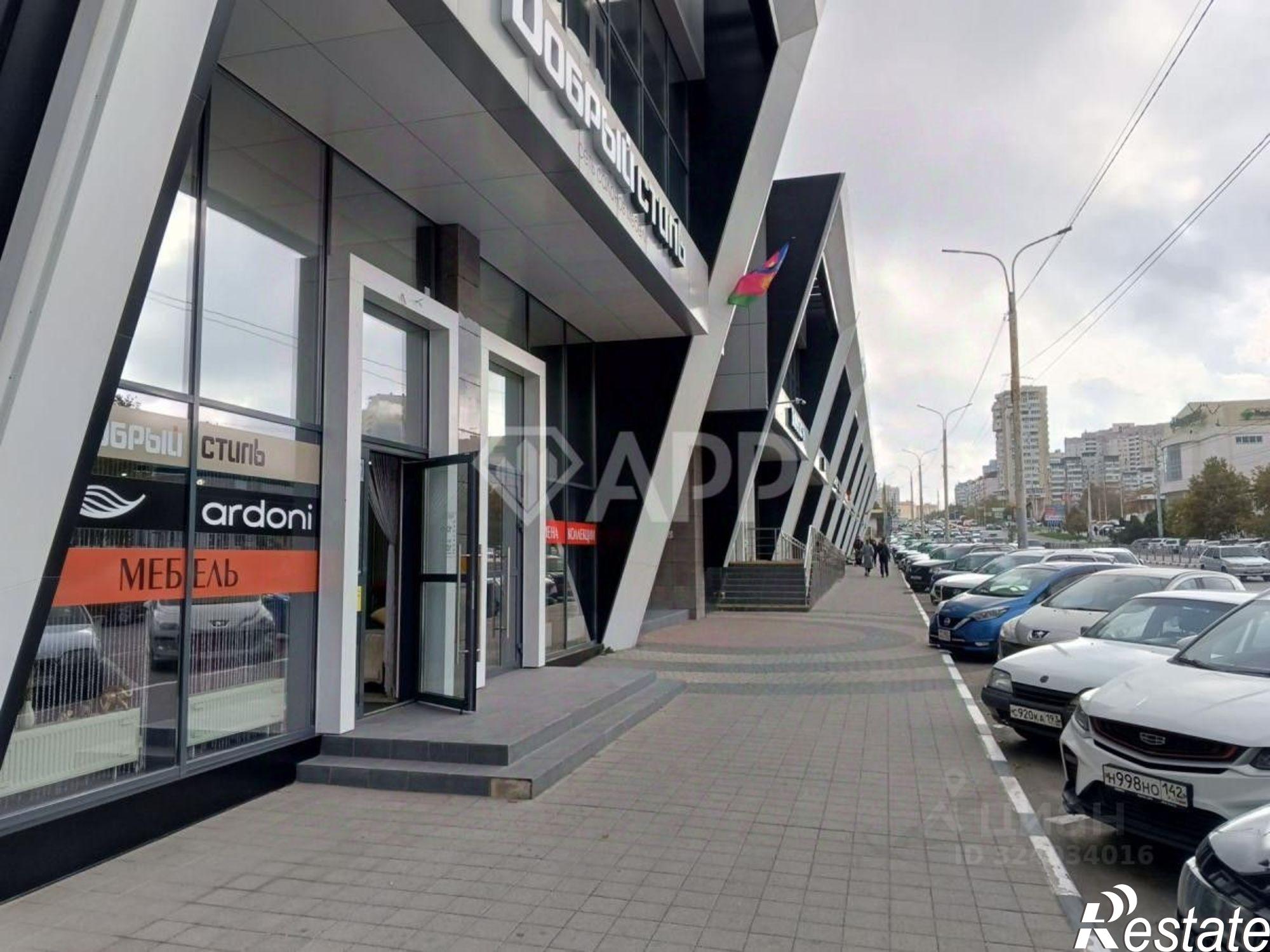 Сдать торговое помещение за 116 745 рублей на проспект Дзержинского, 190