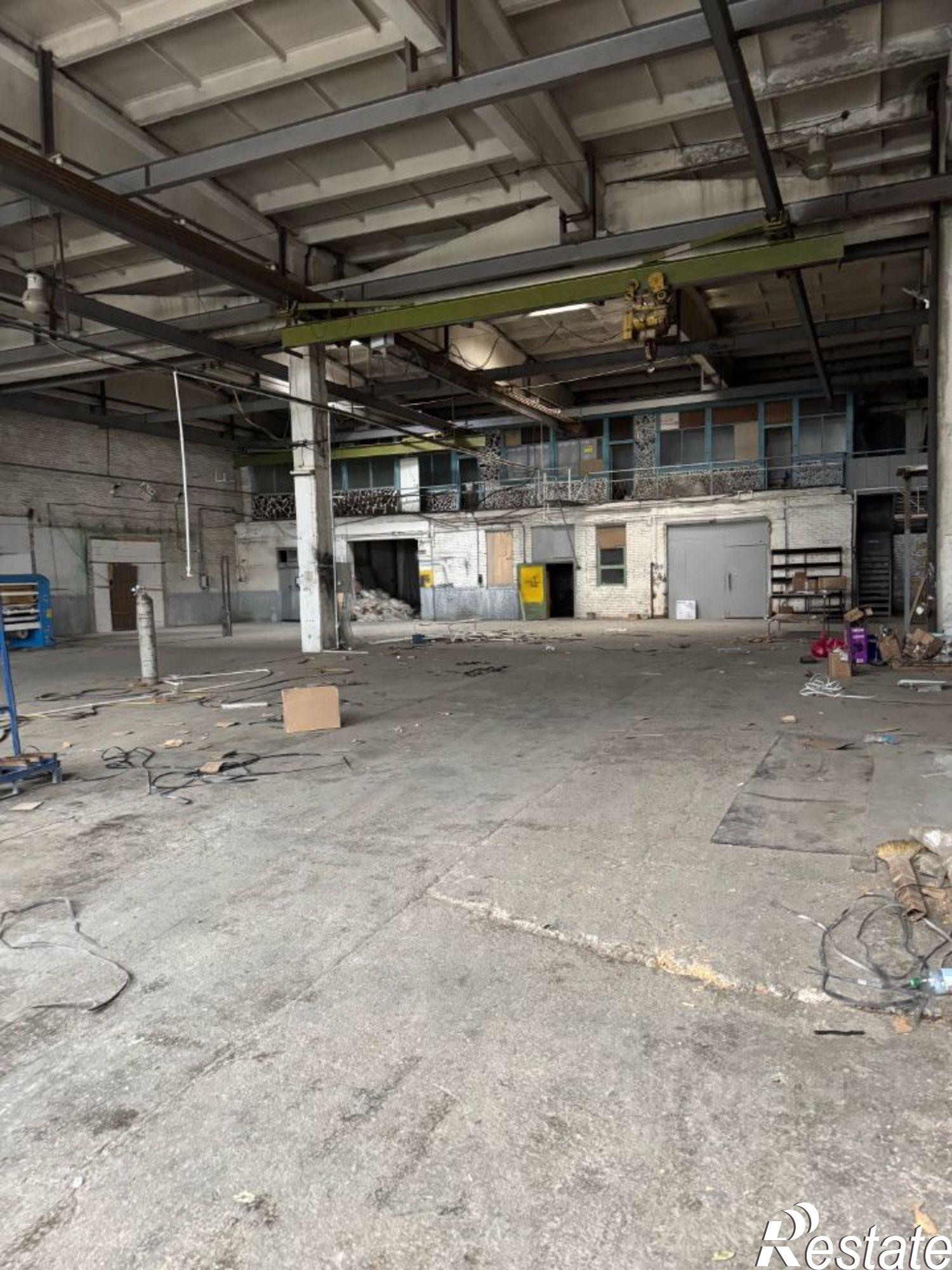 Сдать производственную площадь за 34 733 рублей на ул Кутузовская, 117