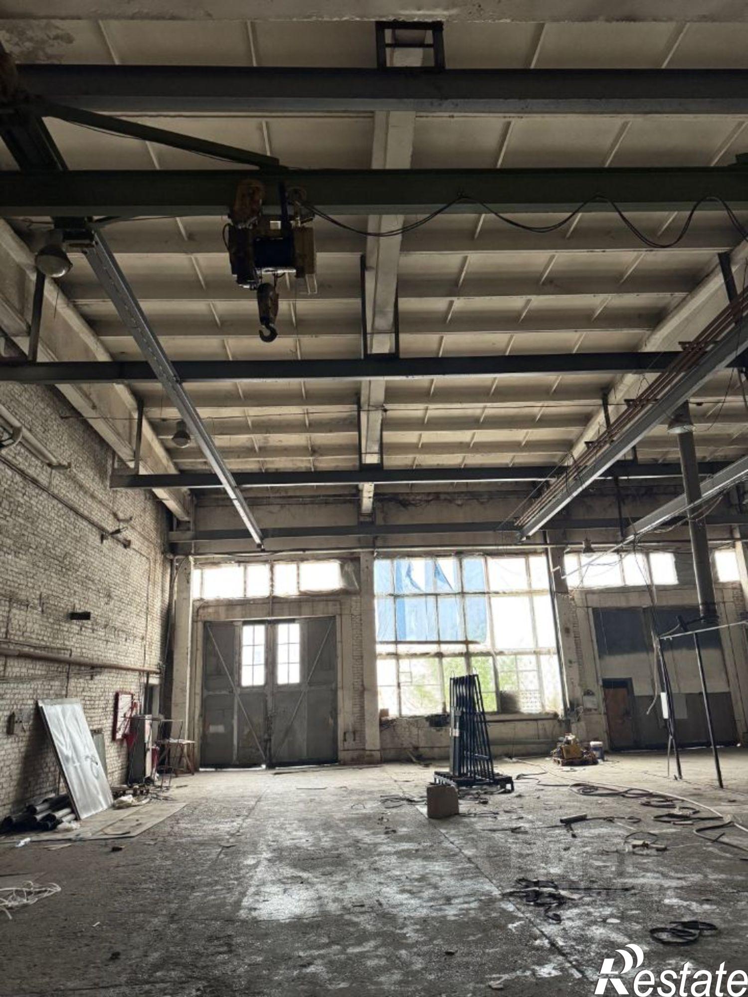 Сдать производственную площадь за 34 733 рублей на ул Кутузовская, 117