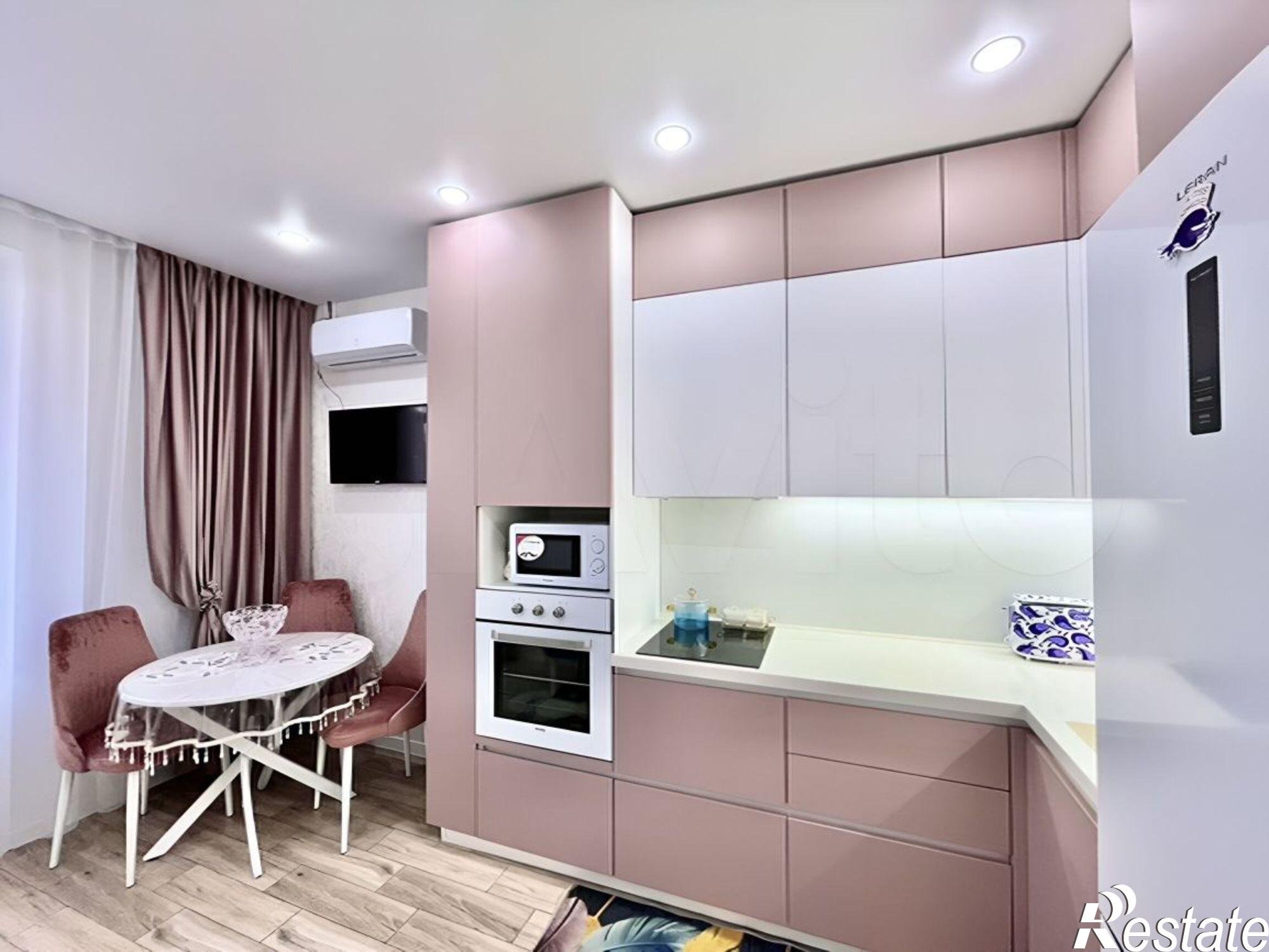 Купить квартиру за 11 000 000 рублей на улица Революции 1905 года, 37