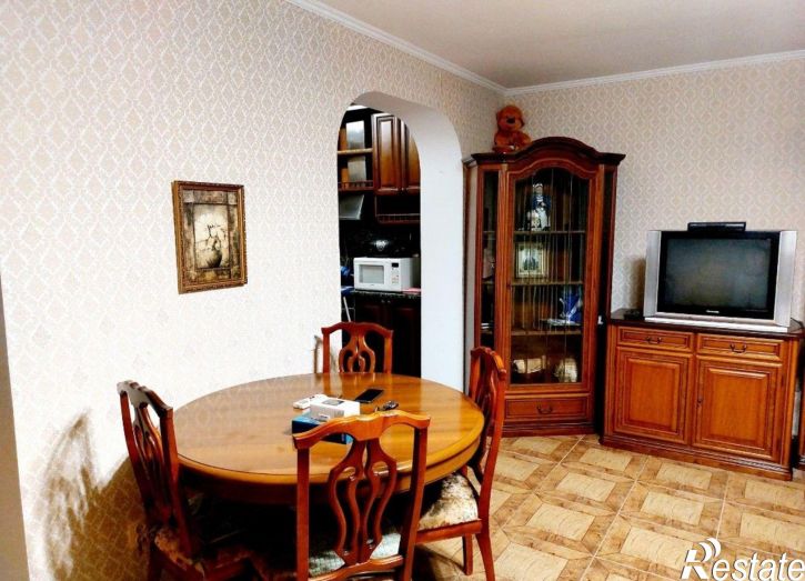 3-комн квартира ул Глухова, 20,  д. 20