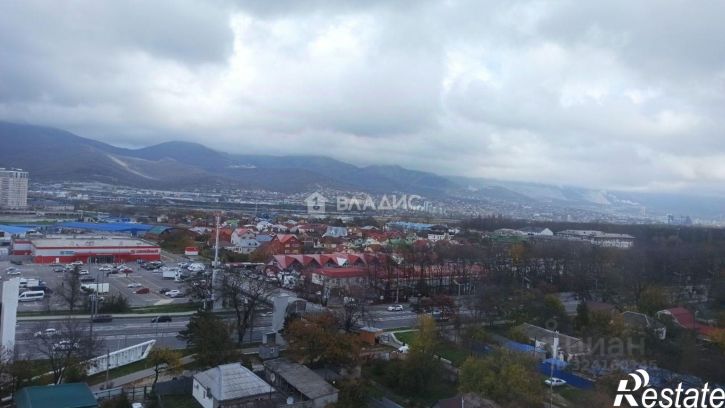 3-комн квартира улица Видова, 171А,  д. 171А